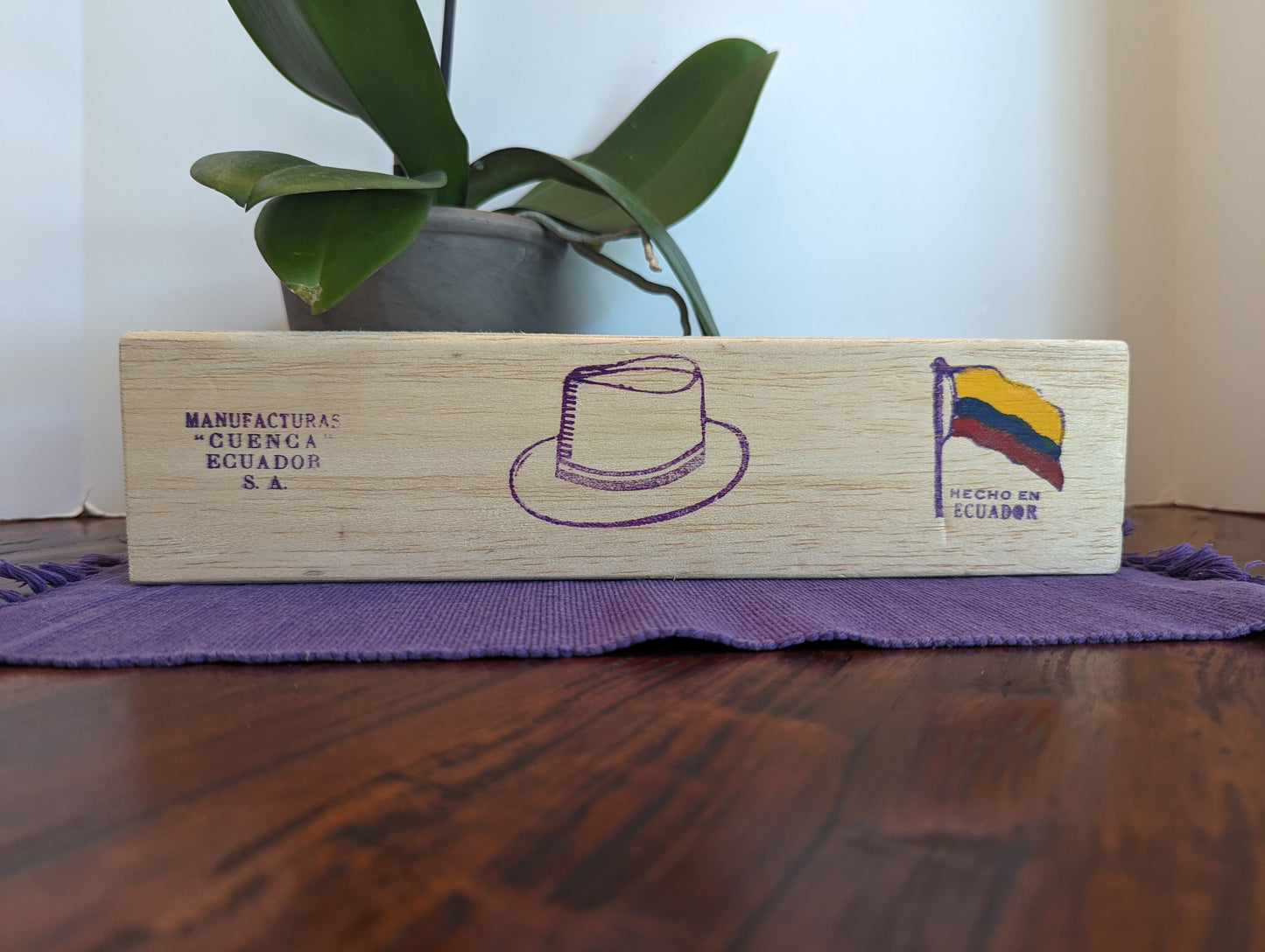 Balsa Wooden Hat Box from Ecuador