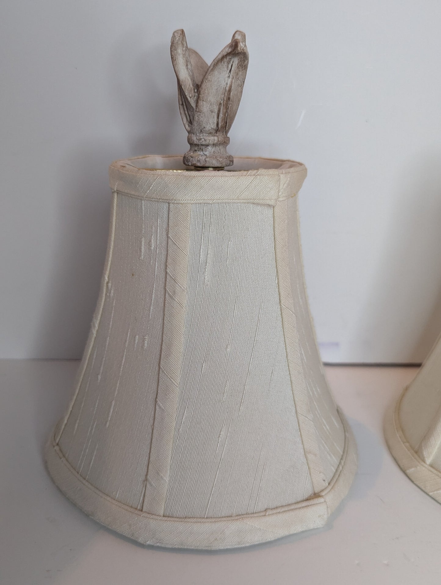 Cloth Lamp Shades with Finials