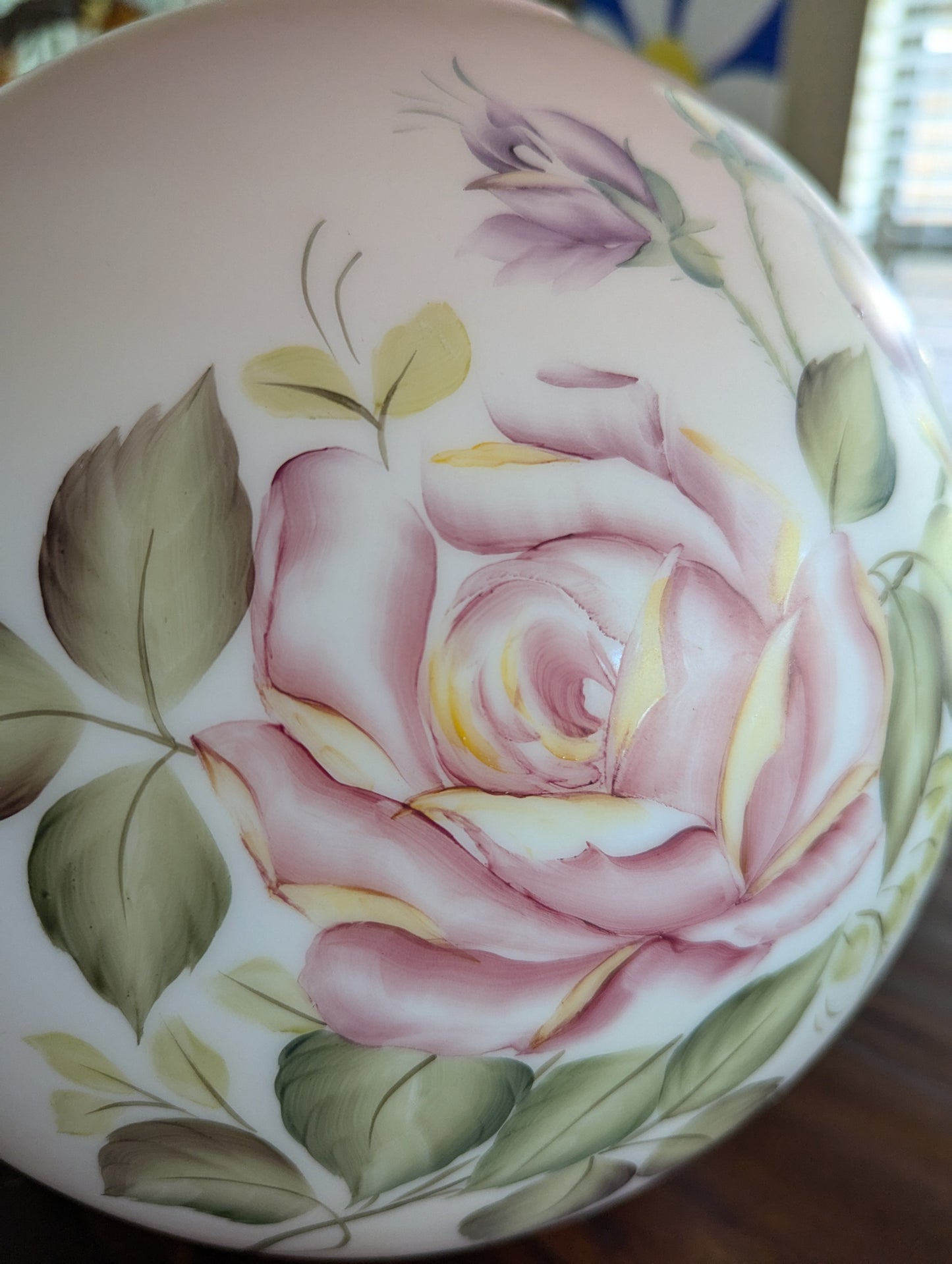 Vintage Hand Painted Glass GWTW Style Globe