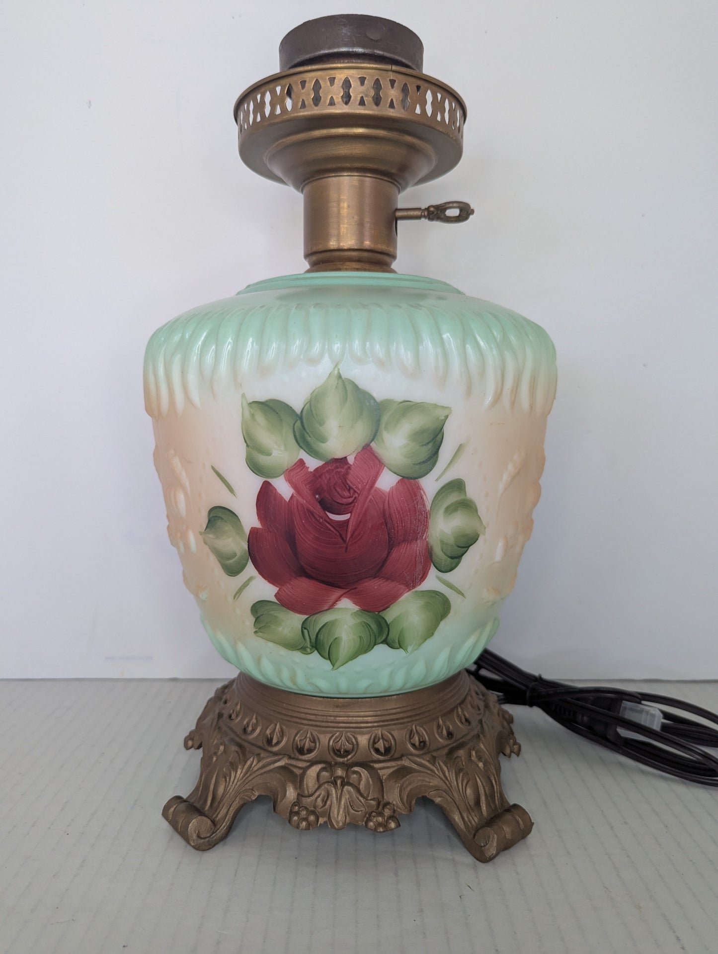 Vintage 1971 L&L GWTW Style Lamp