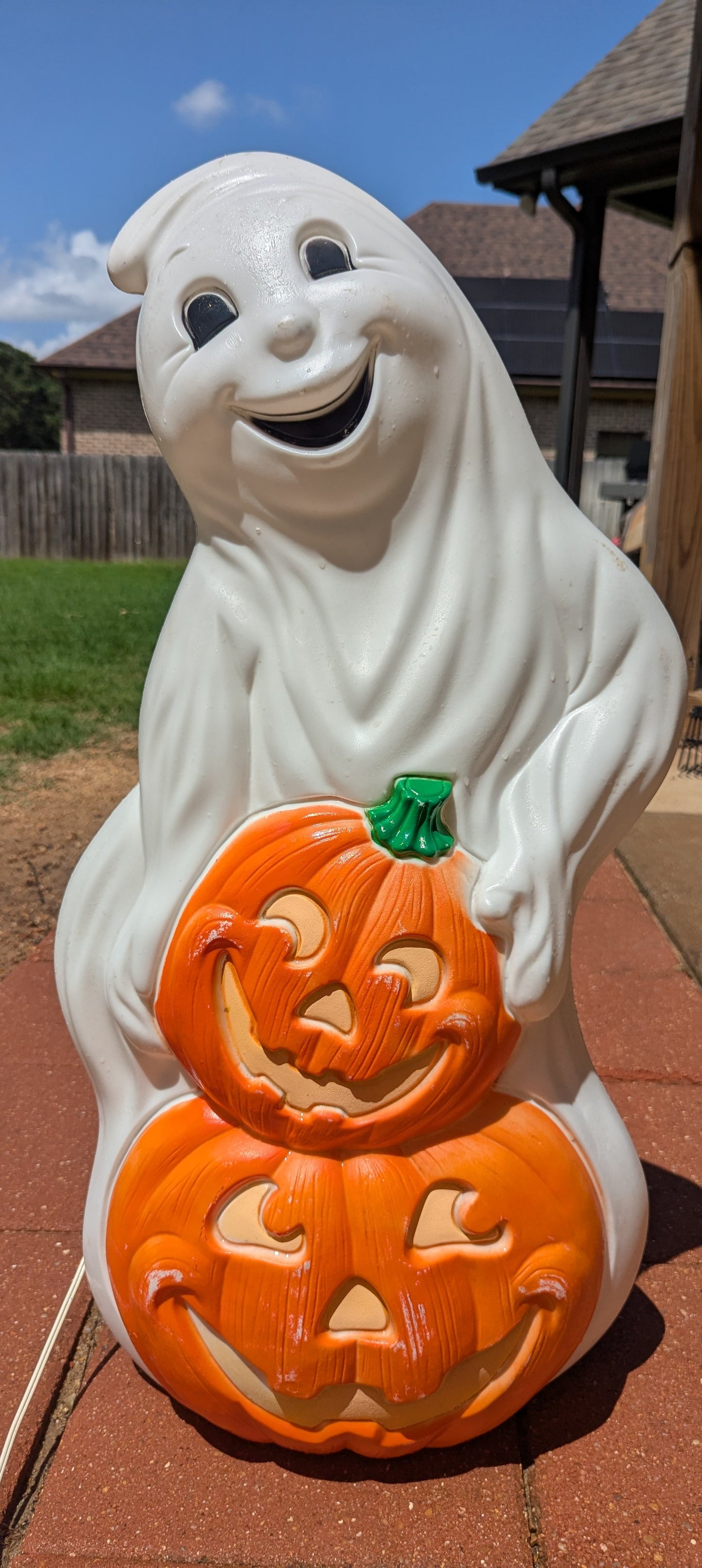 Grand Venture 1997 Halloween Blow Mold Ghost