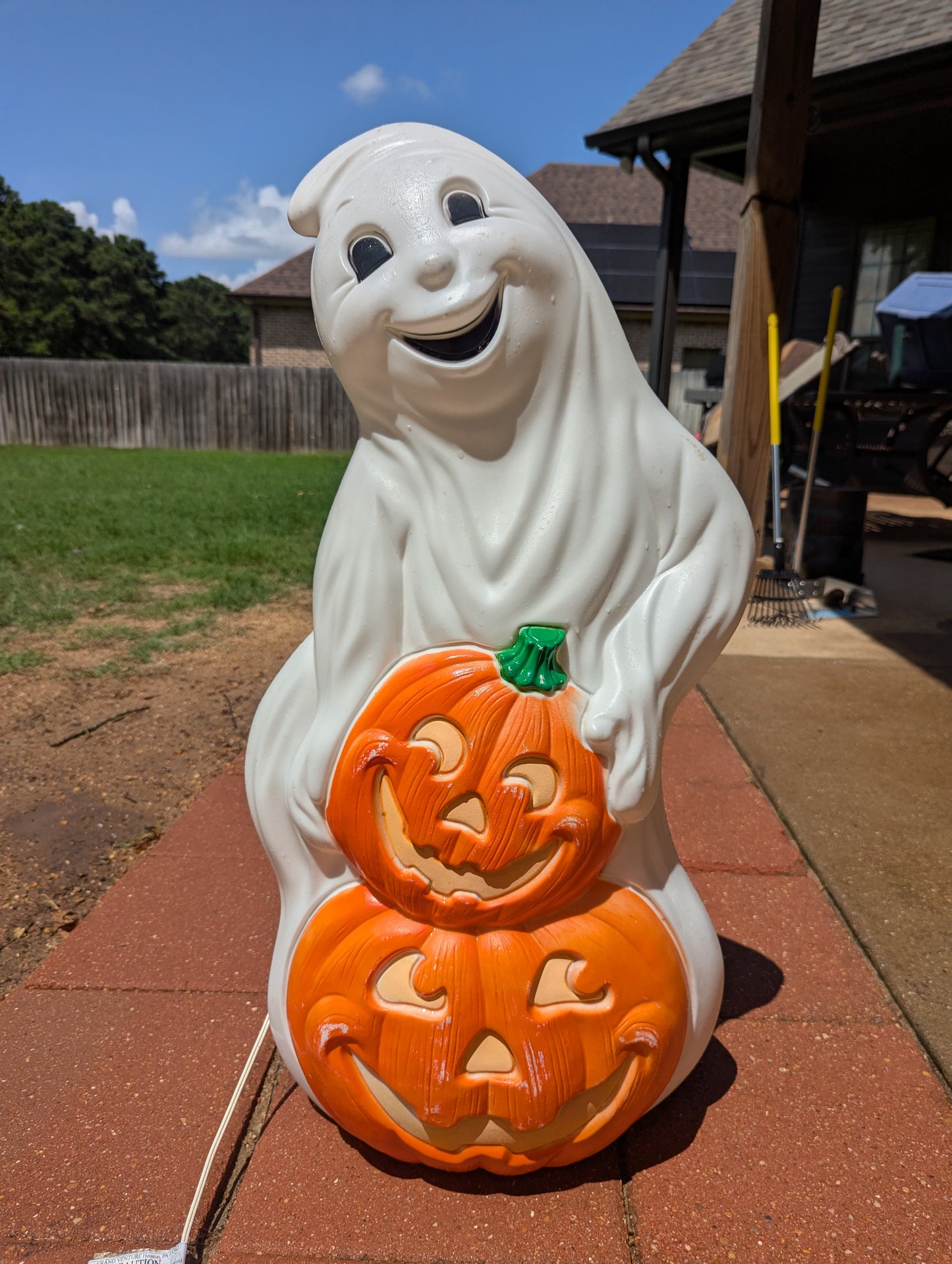 Grand Venture 1997 Halloween Blow Mold Ghost
