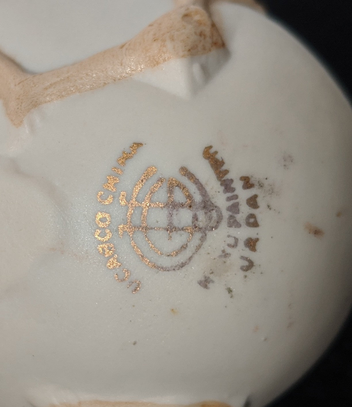 UCAGCO China Ceramic Boy with egg candy dish