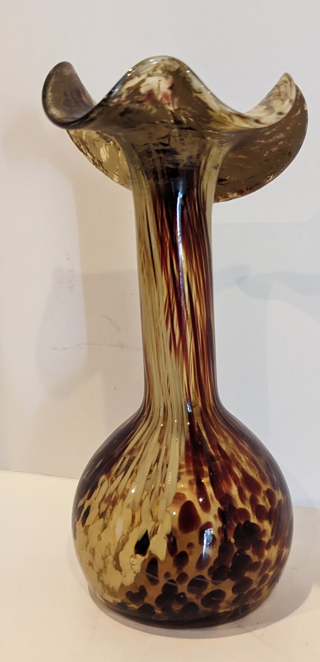 Tortoise Amber Glass Stem Vase