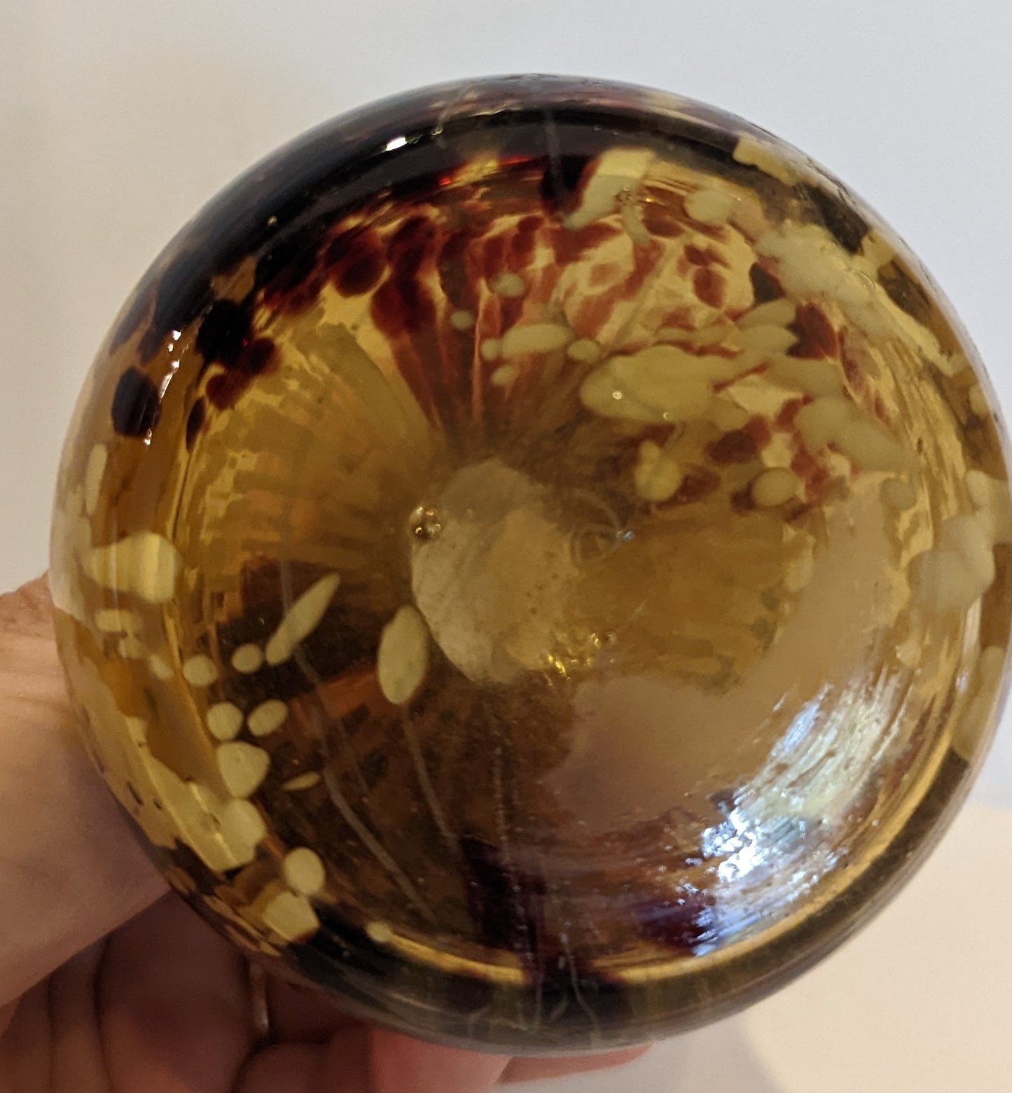 Tortoise Amber Glass Stem Vase