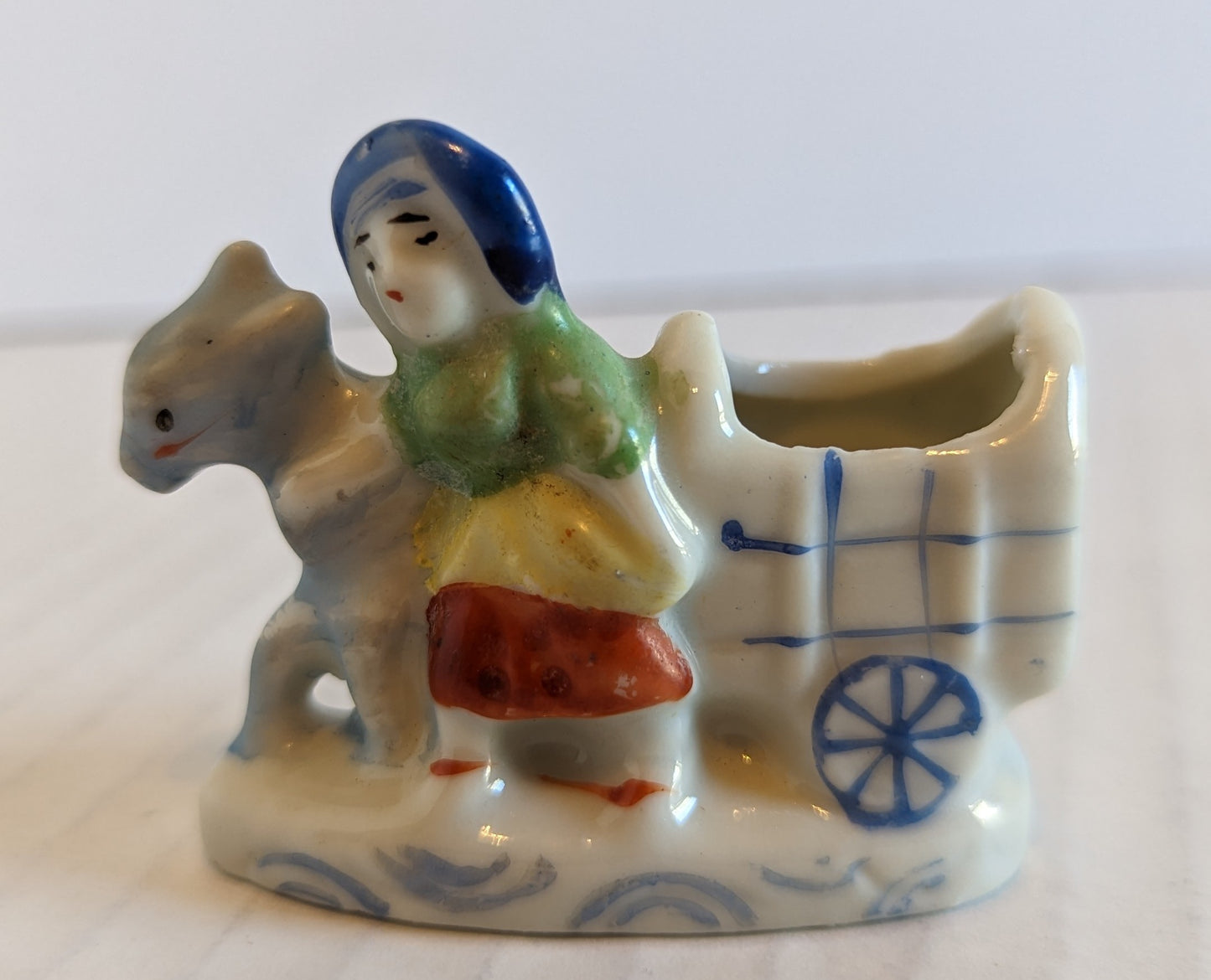 Mini Vintage Cache Pot/Toothpick Holder