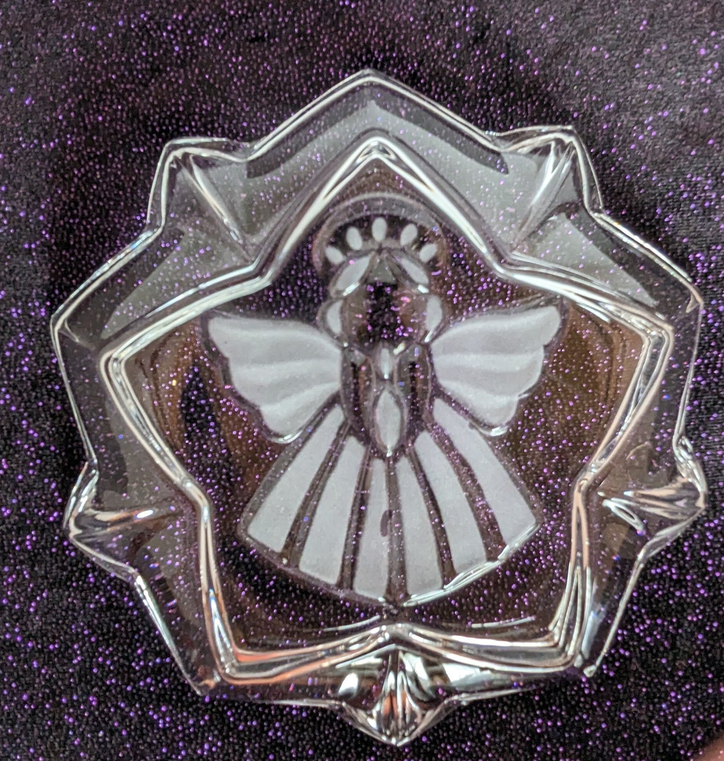 Gorham A Holiday Tradition "Angels of Peace" Star Dish