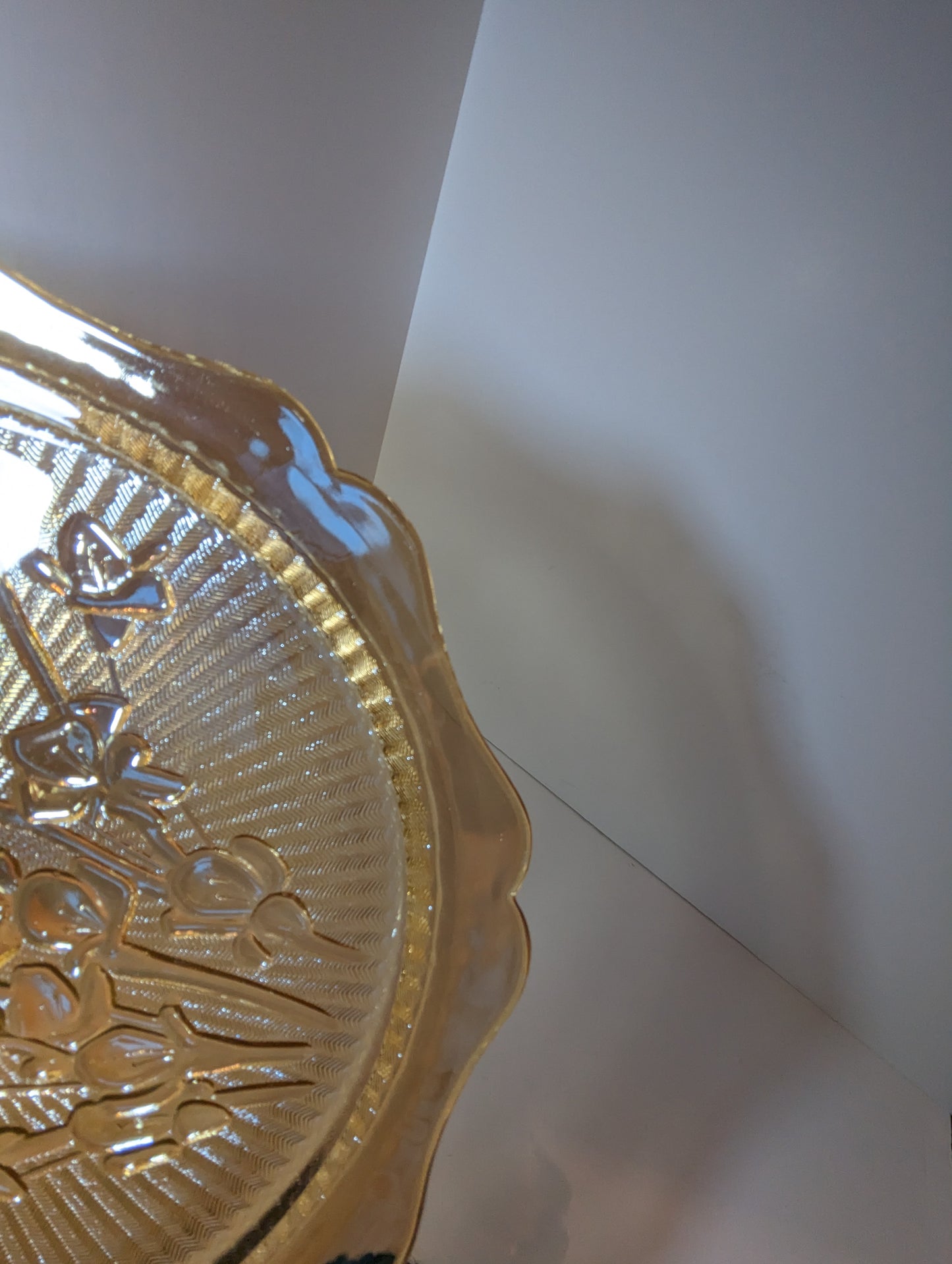 Jeannette Marigold Iris and Herringbone Carnival Glass Platter