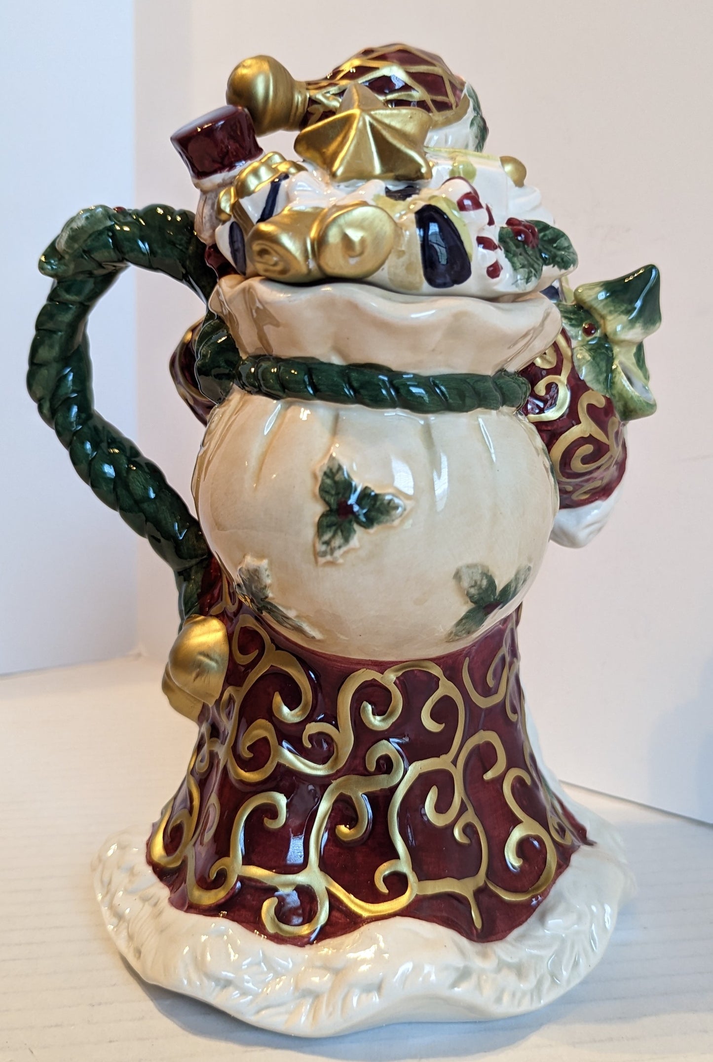 Opulence Santa Teapot Vintage in original box