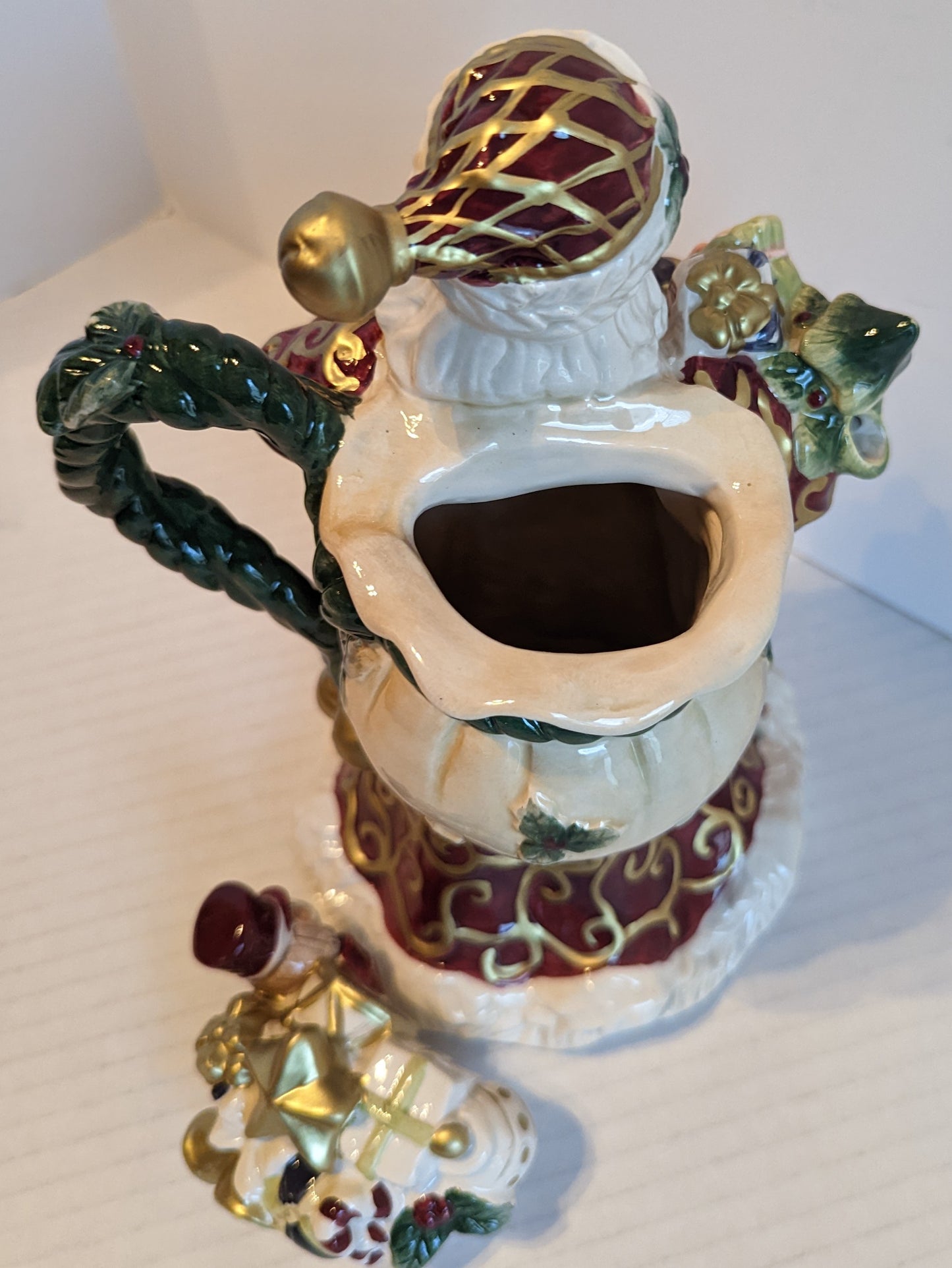 Opulence Santa Teapot Vintage in original box