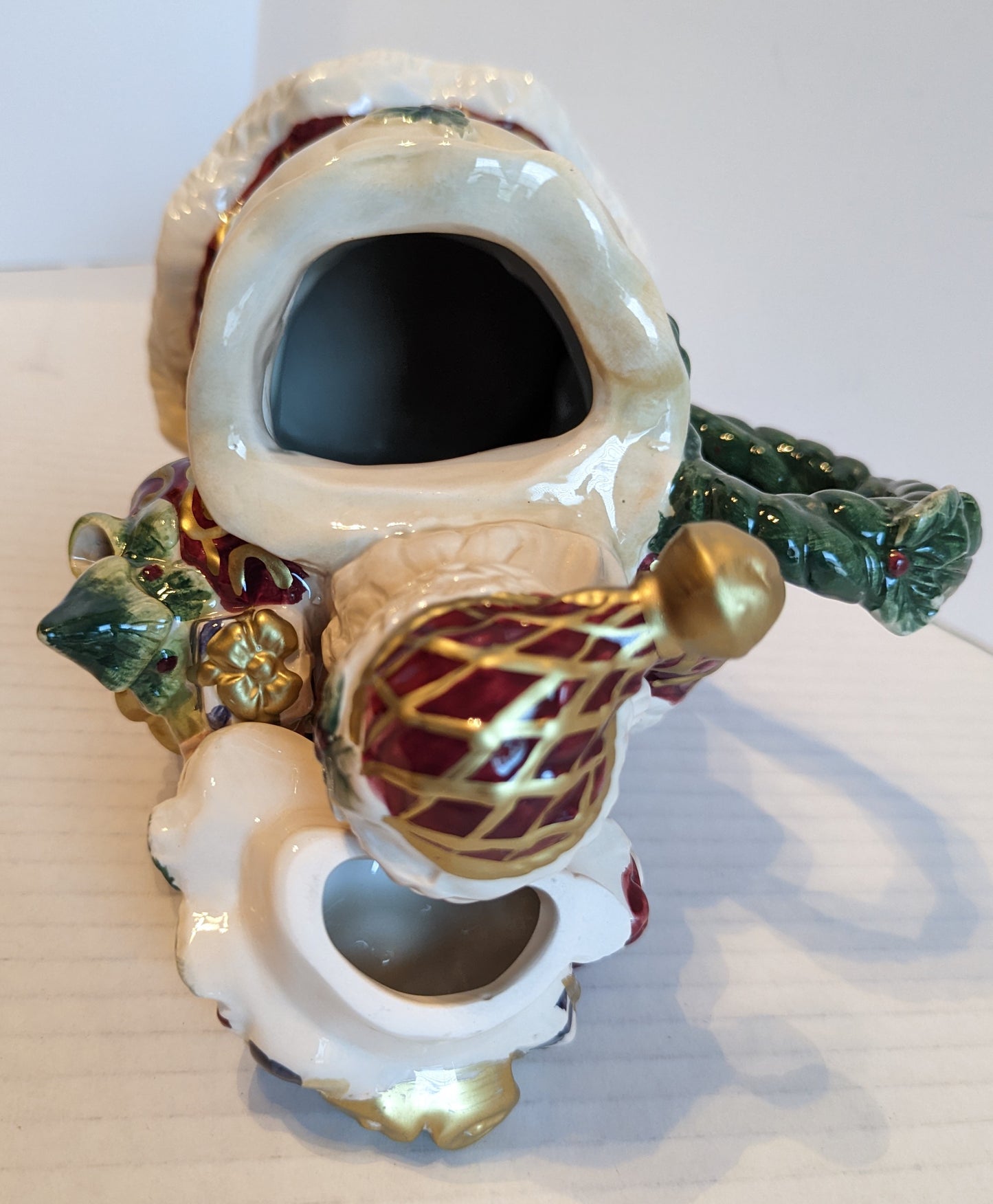 Opulence Santa Teapot Vintage in original box