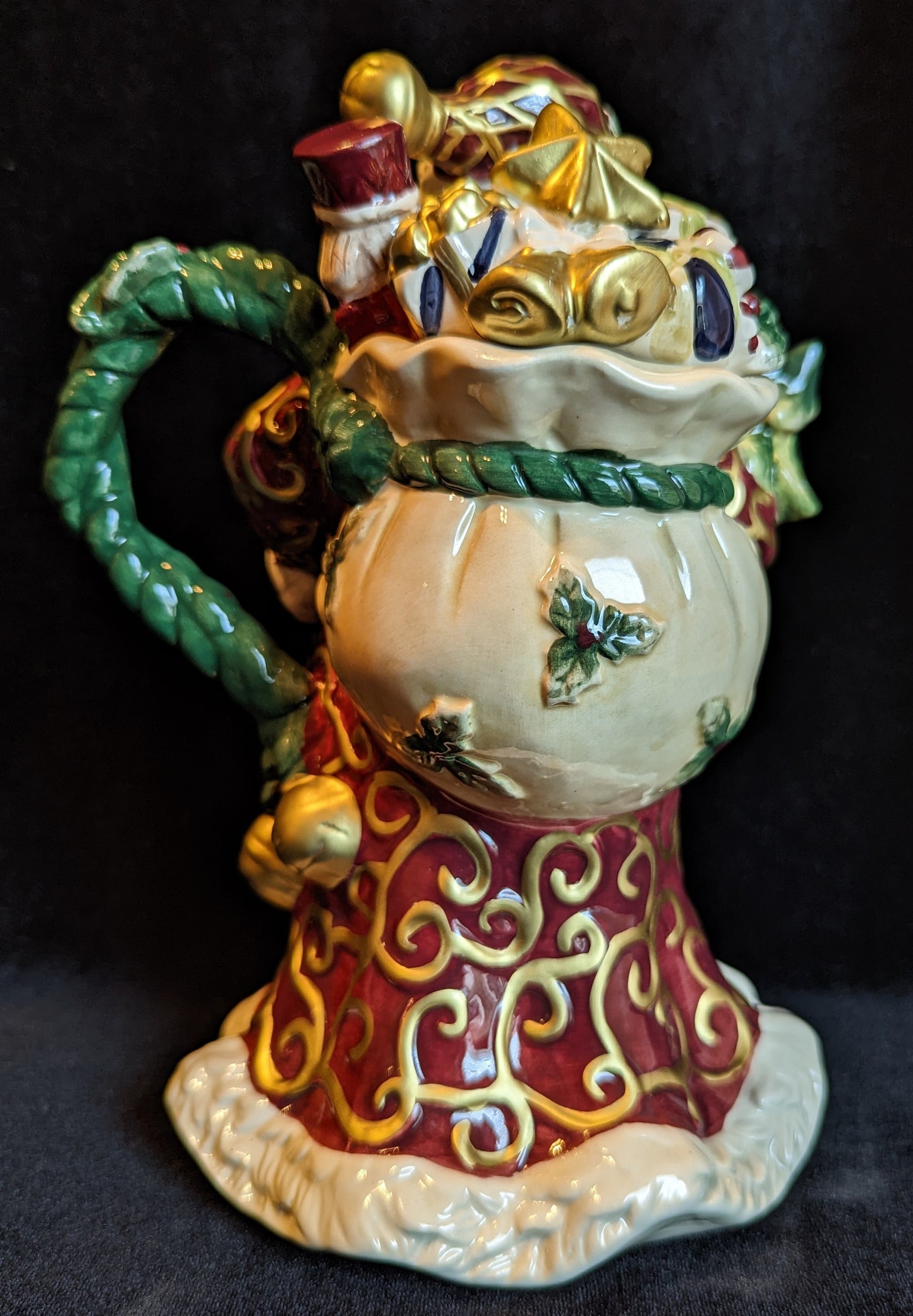 Opulence Santa Teapot Vintage in original box