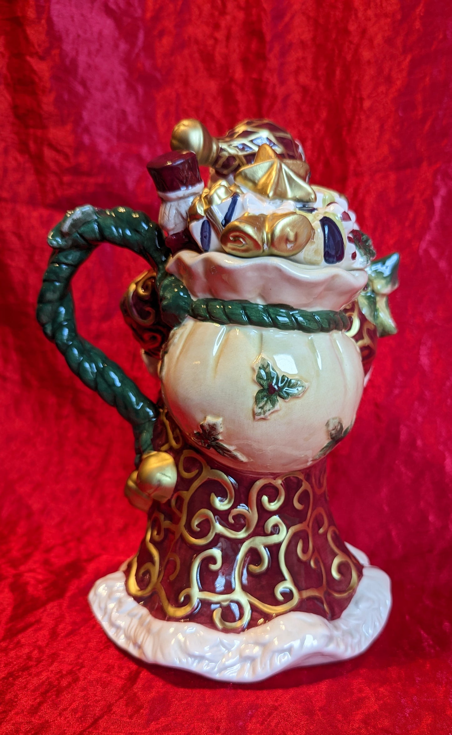 Opulence Santa Teapot Vintage in original box