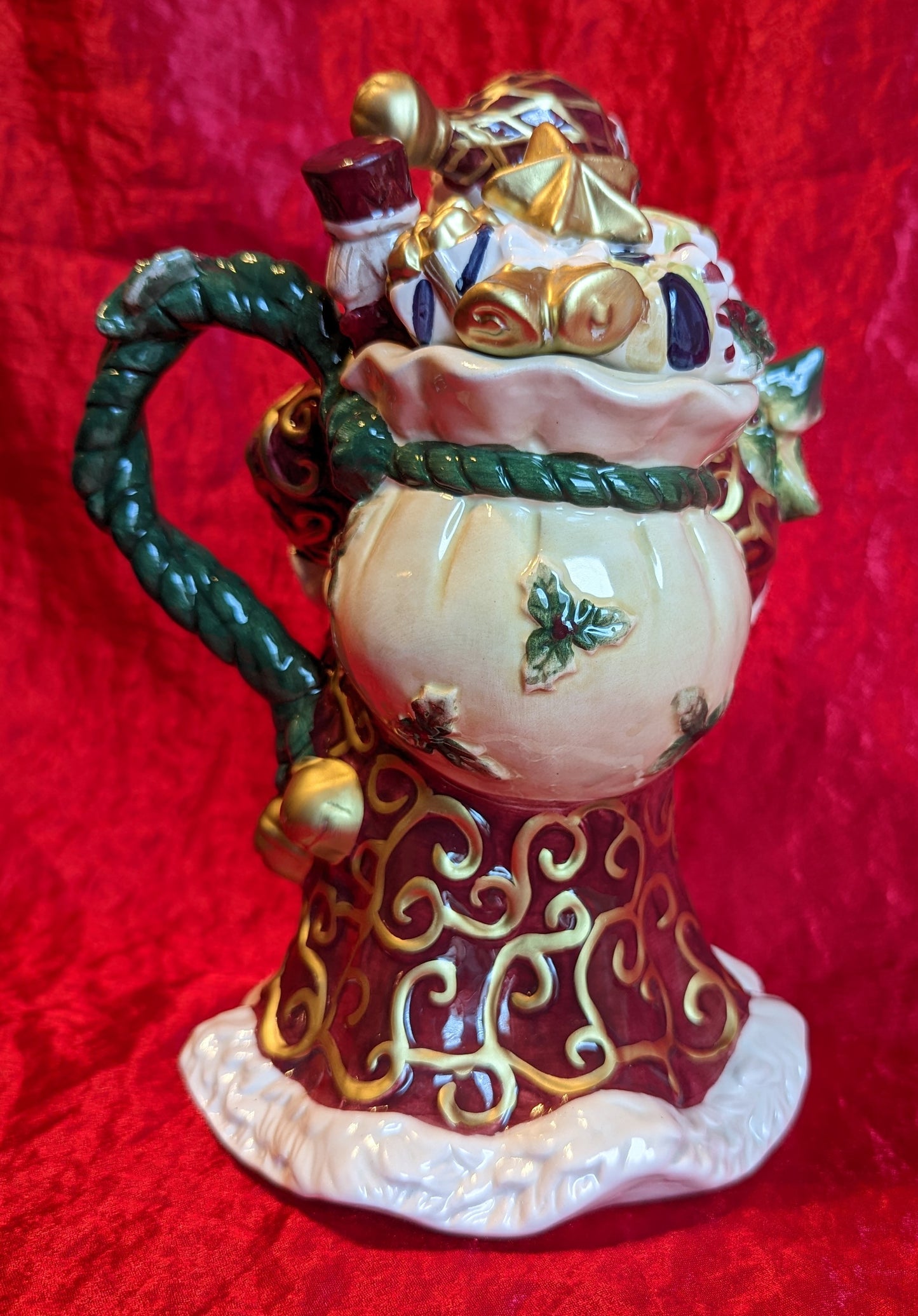 Opulence Santa Teapot Vintage in original box
