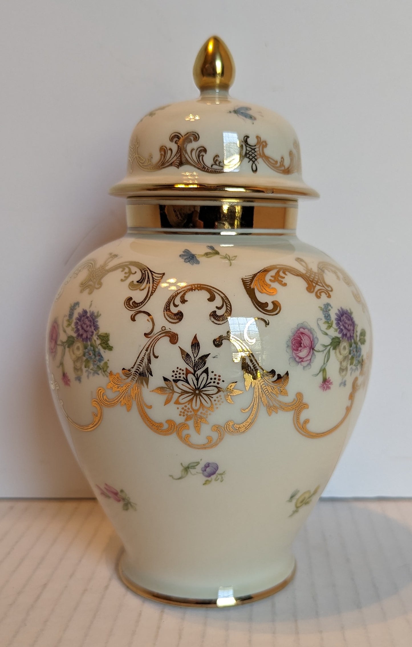 ZEH Scherzer Bavaria Germany Urn