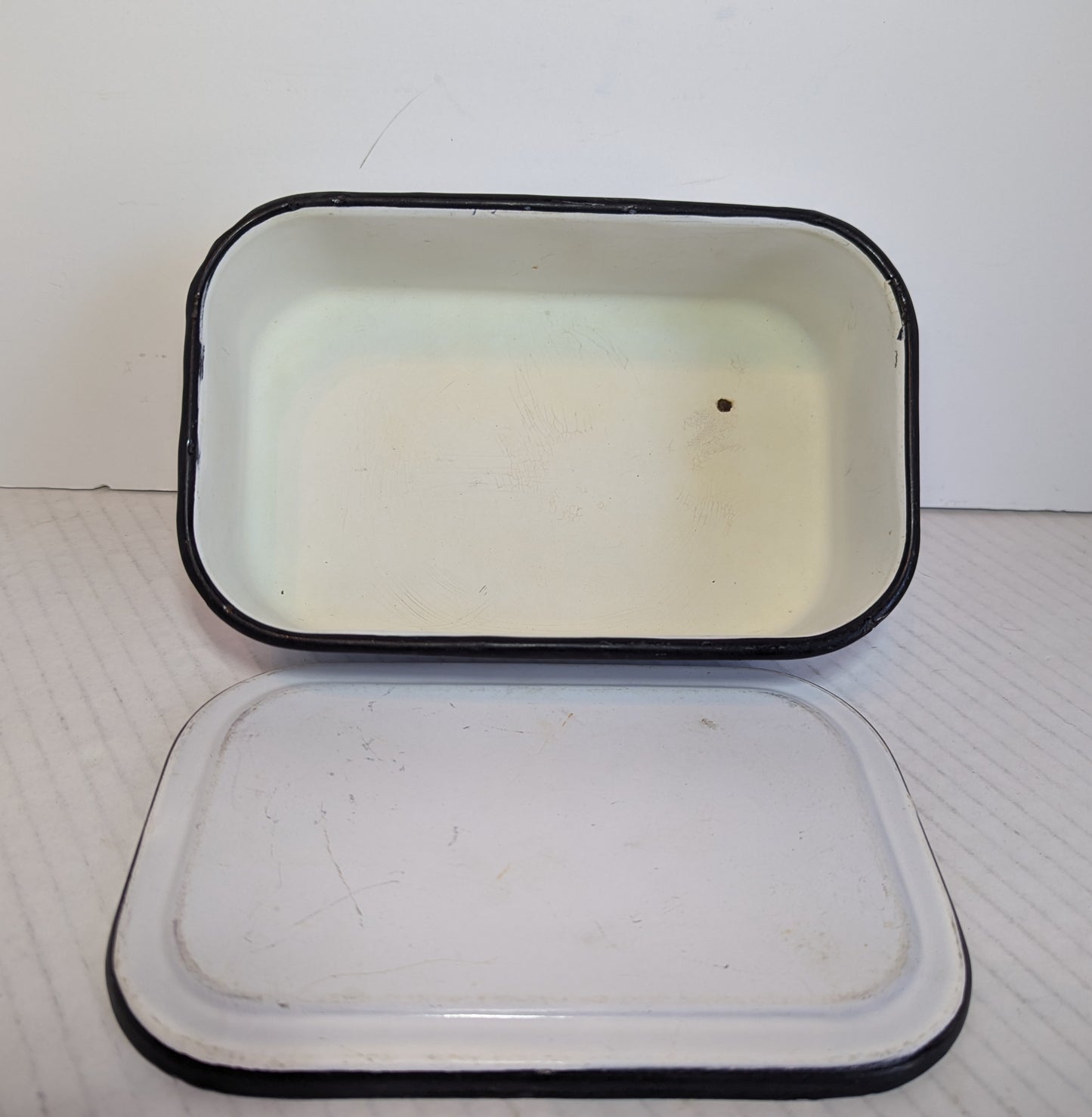 Vintage Enamelware Sterilizer Pan with Lid