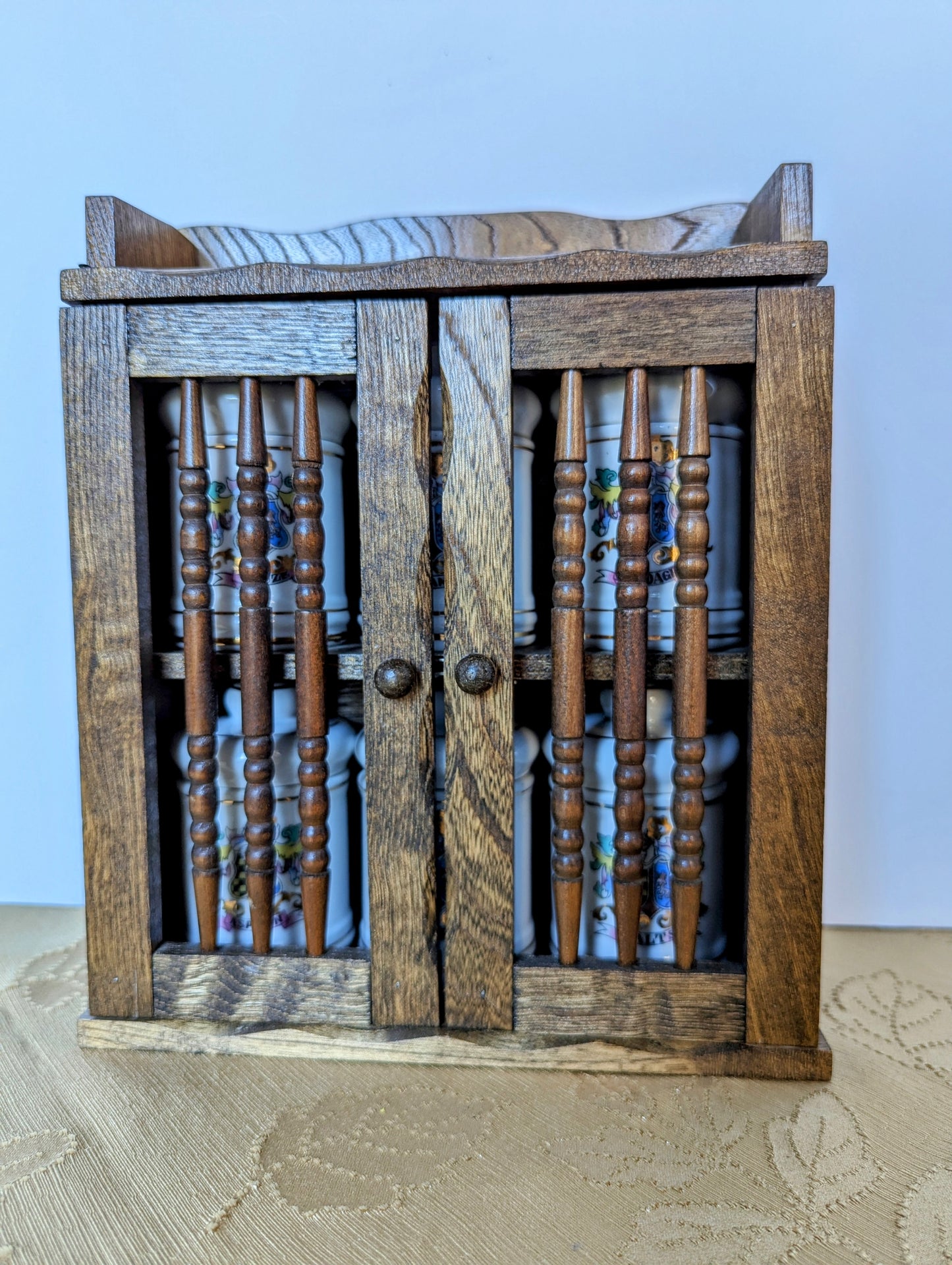 Vintage Apothecary/Medicine Cabinet Set in Wooden Case