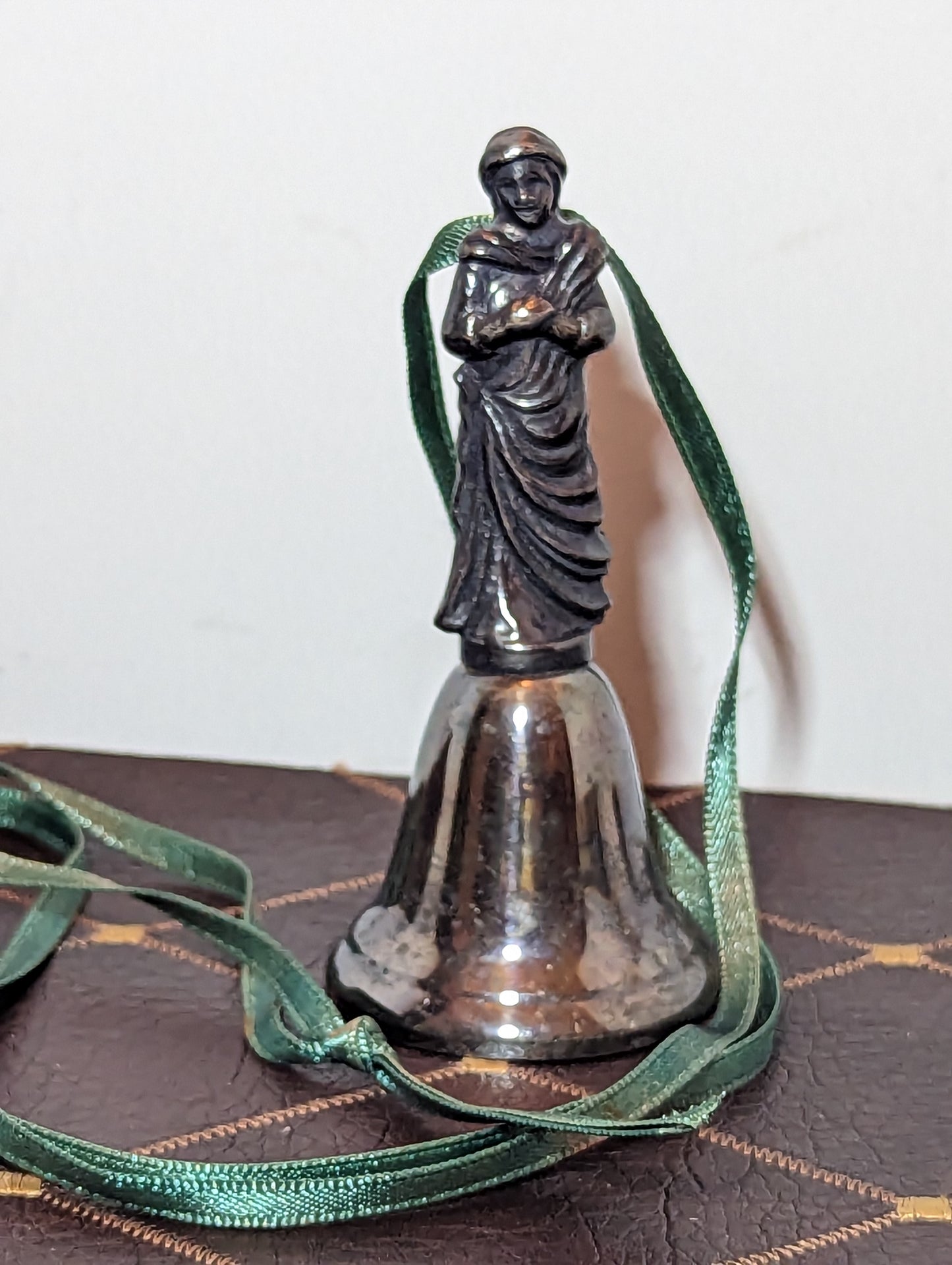 Vintage Noblewoman Nativity-Bell