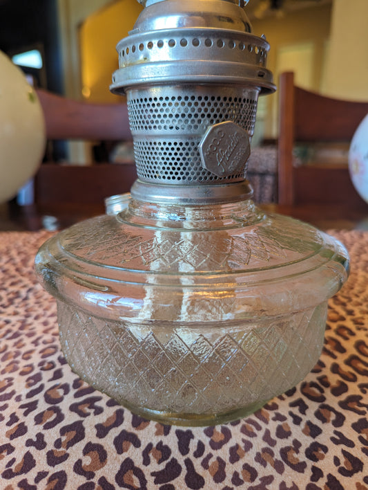 Vintage Aladdin Oil Lamp