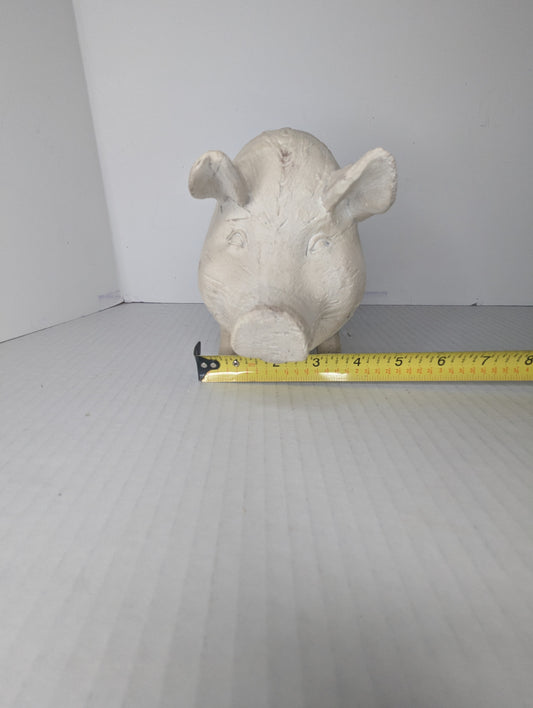 Country Cottage Resin Pig