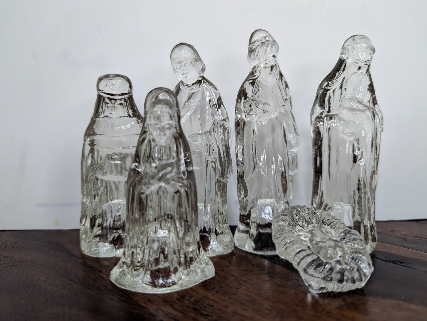 1988 Glass Nativity Set