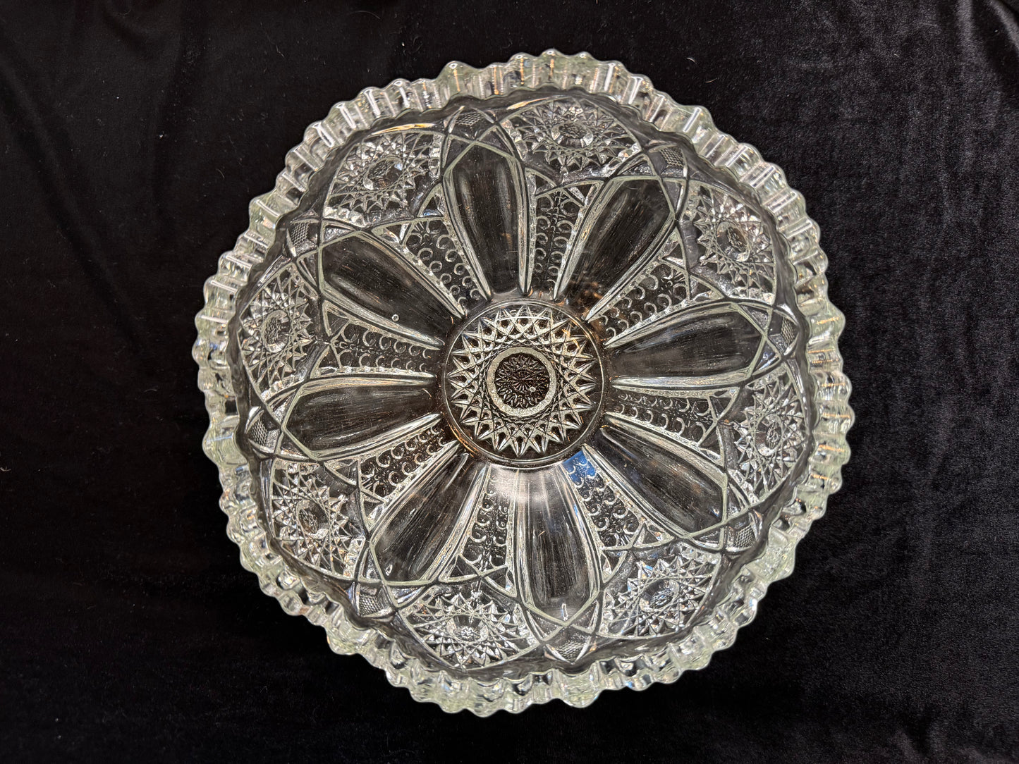 L E Smith Pressed Glass Bowl