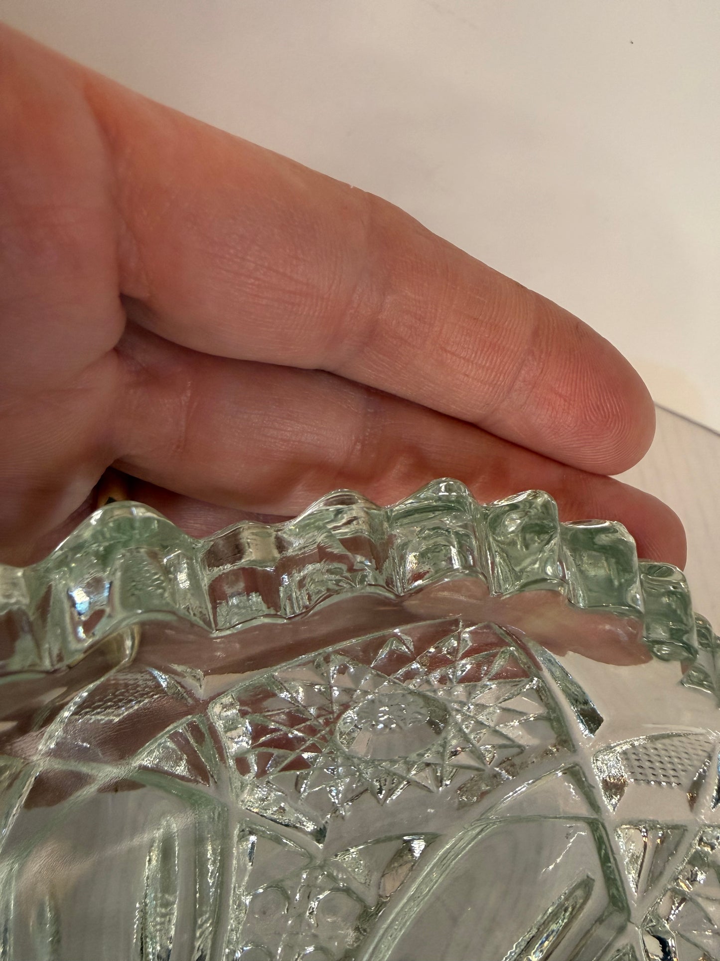 L E Smith Pressed Glass Bowl