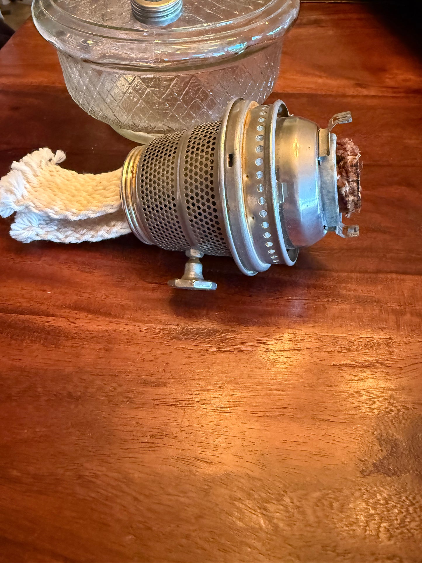 Vintage Aladdin Oil Lamp