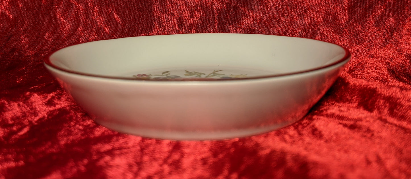 Avon 1982 Happy Holidays Trinket Dish