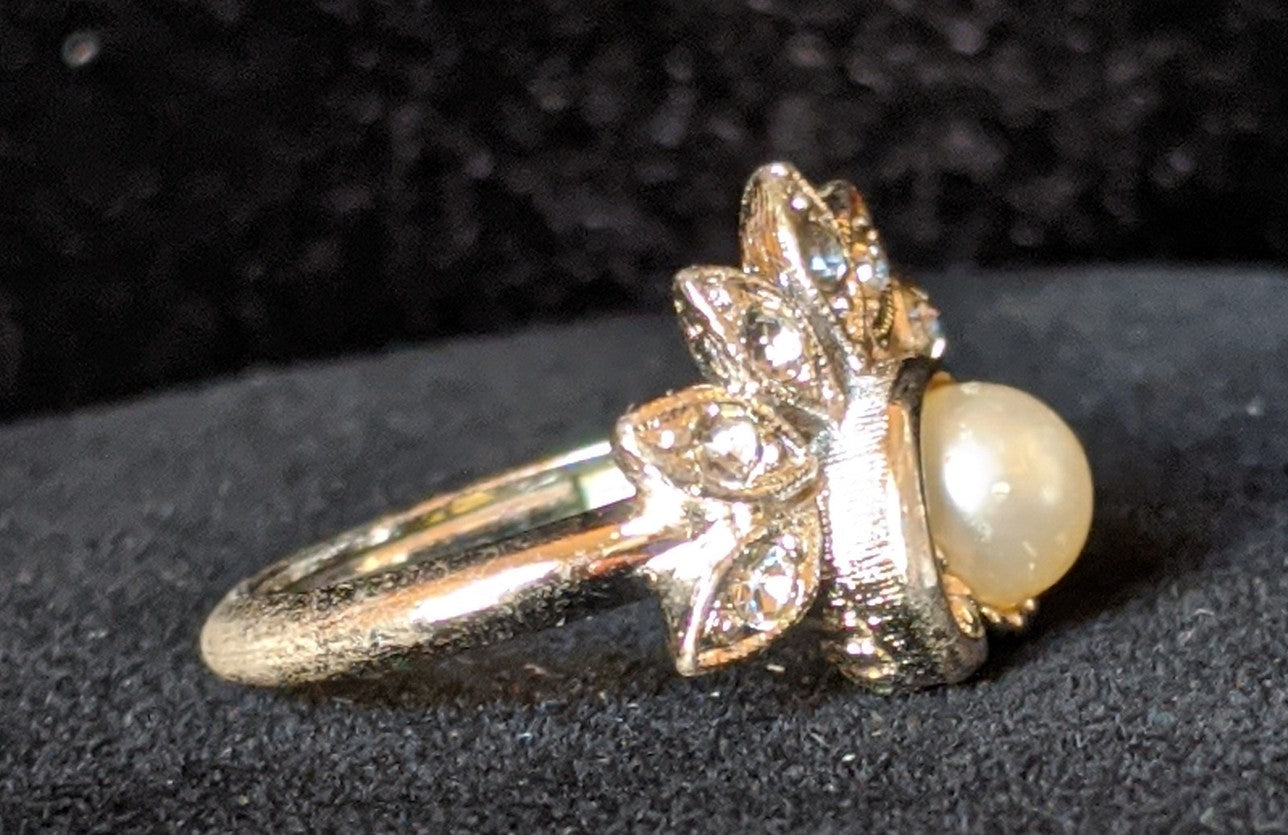 Avon Faux Pearl and Rhinestone Ring