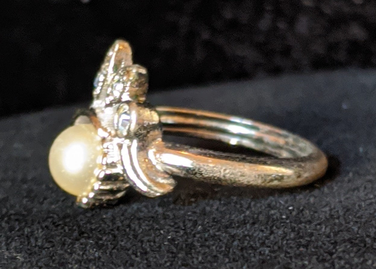 Avon Faux Pearl and Rhinestone Ring