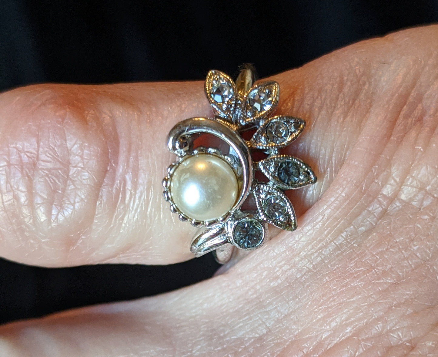 Avon Faux Pearl and Rhinestone Ring