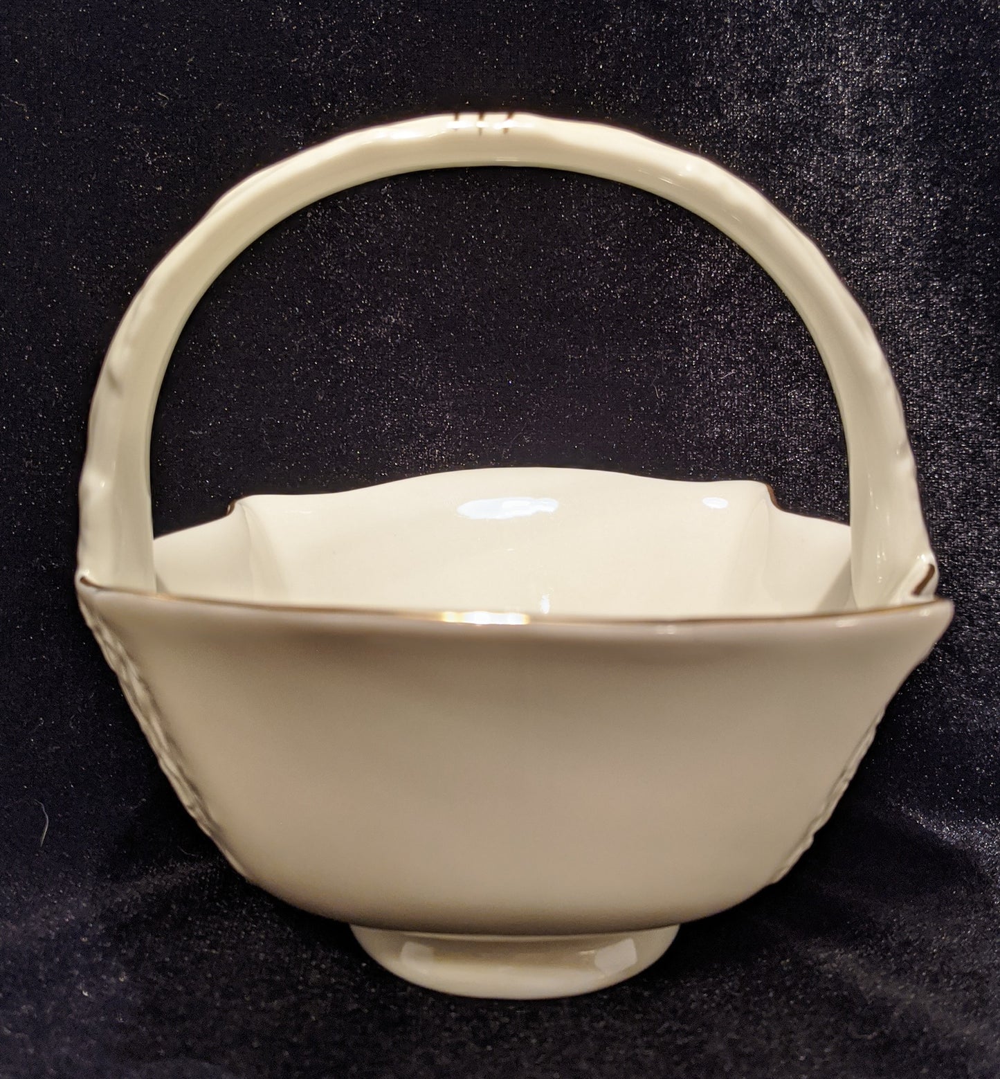 Crown Classics Whitehall Fine Porcelain Basket