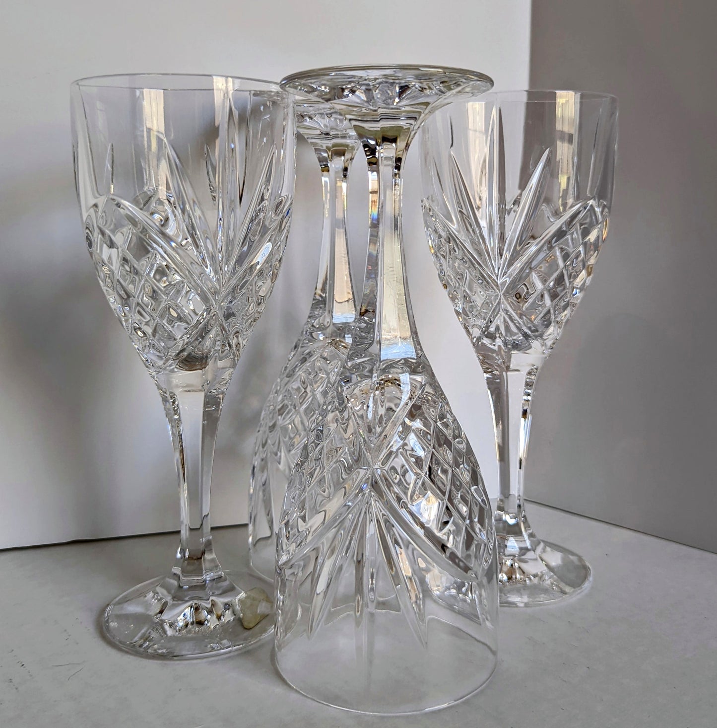 Shannon Crystal Decanter/Stopper and 4 Stem Glasses