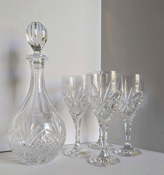 Shannon Crystal Decanter/Stopper and 4 Stem Glasses