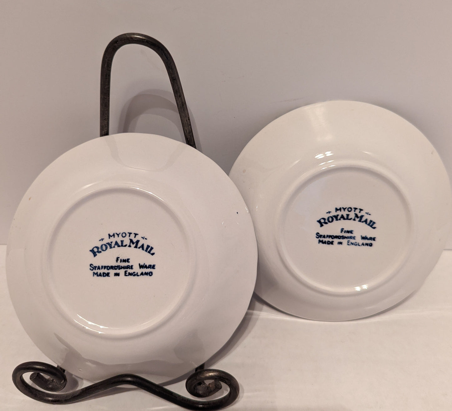 Myott Staffordshire Royal Mail Fruit/Dessert (Sauce) Bowls