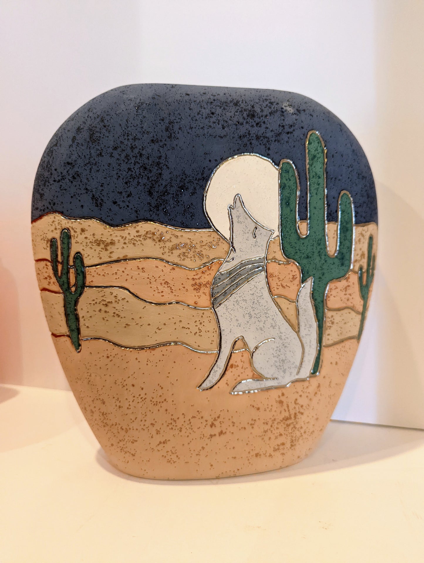 Vera Russell 1992 Howling Coyote Vase