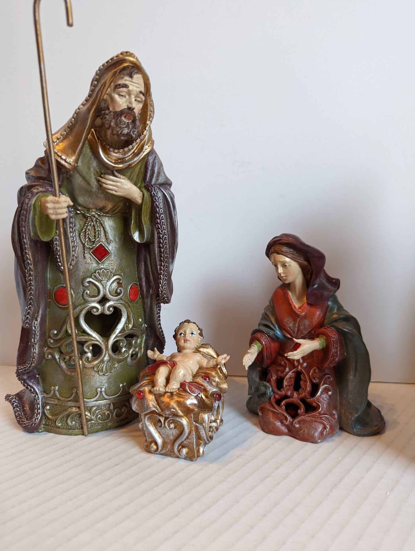 Opulence Vintage Nativity Set of 6