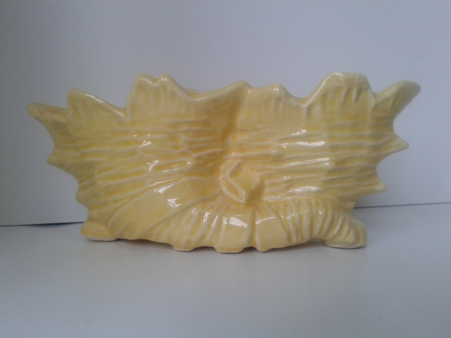 MCY McCoy MCM Yellow Concha Shell 1950's