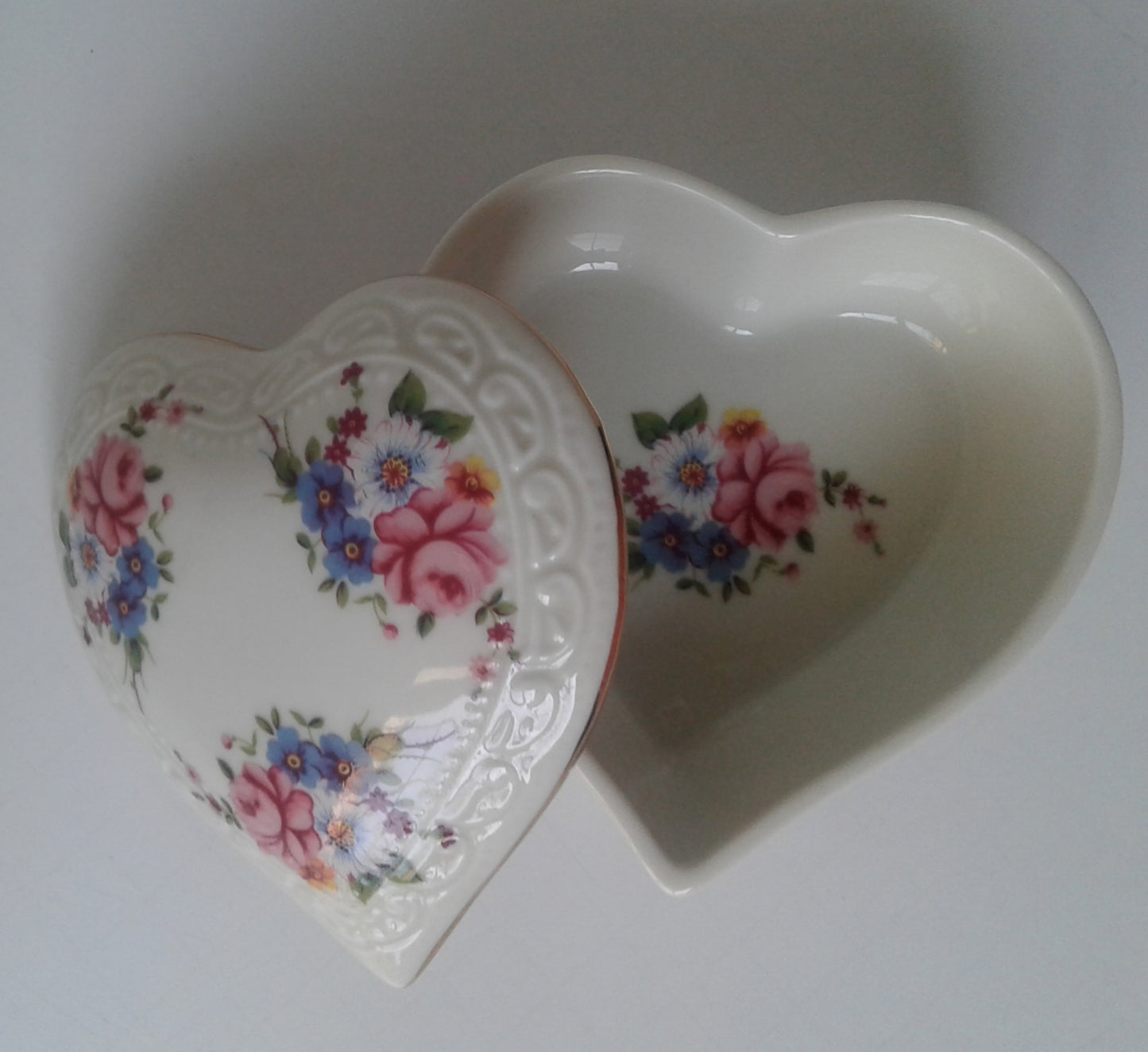 IW Rice Heart Trinket Dish