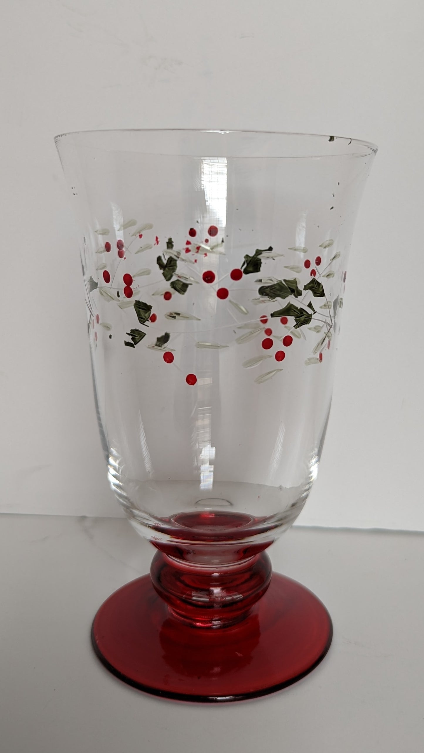 Pfaltzgraff Winterberry 16-ounce Goblet