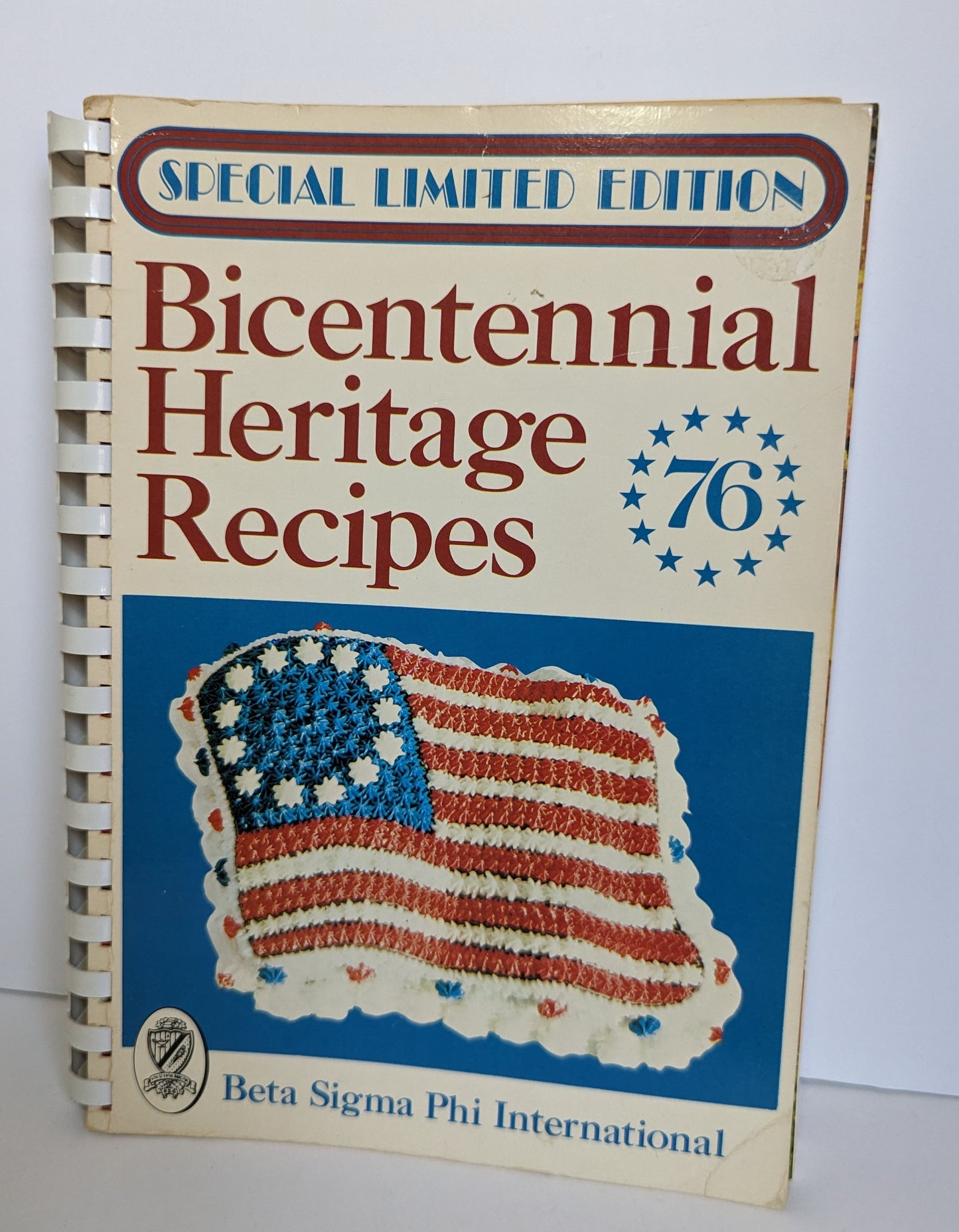 Vintage Bicentennial Heritage Recipes Cookbook 1976