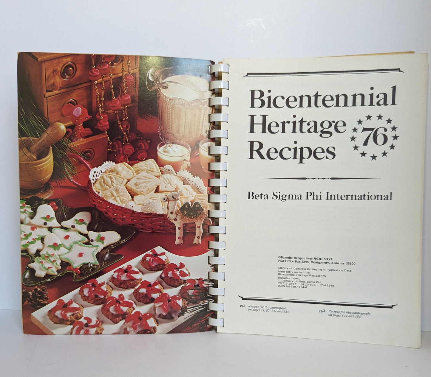 Vintage Bicentennial Heritage Recipes Cookbook 1976