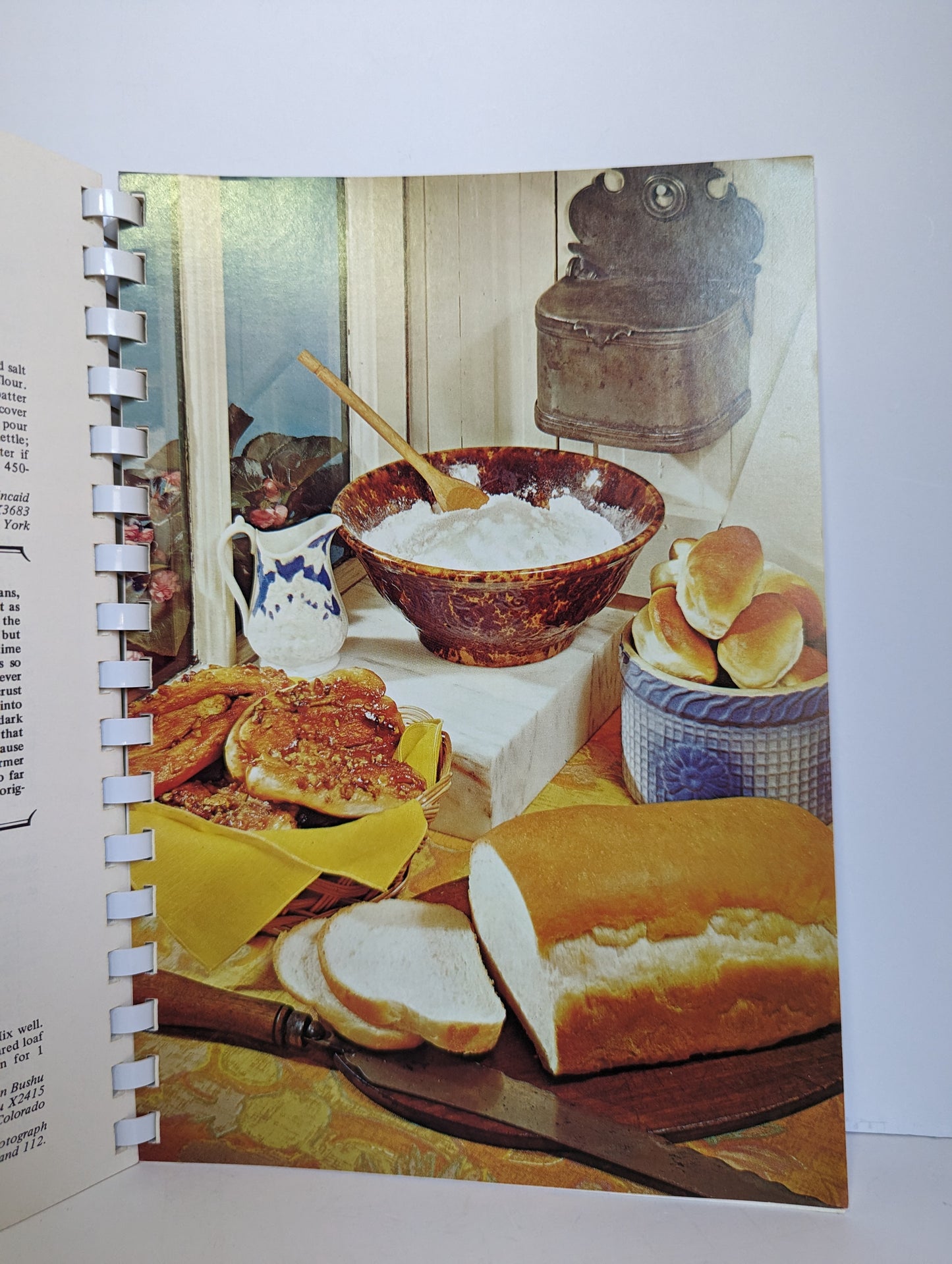 Vintage Bicentennial Heritage Recipes Cookbook 1976