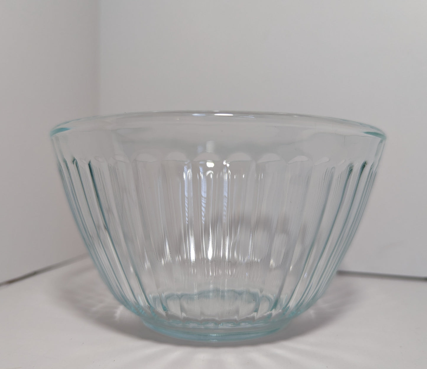 Pyrex Nesting Bowl 7401