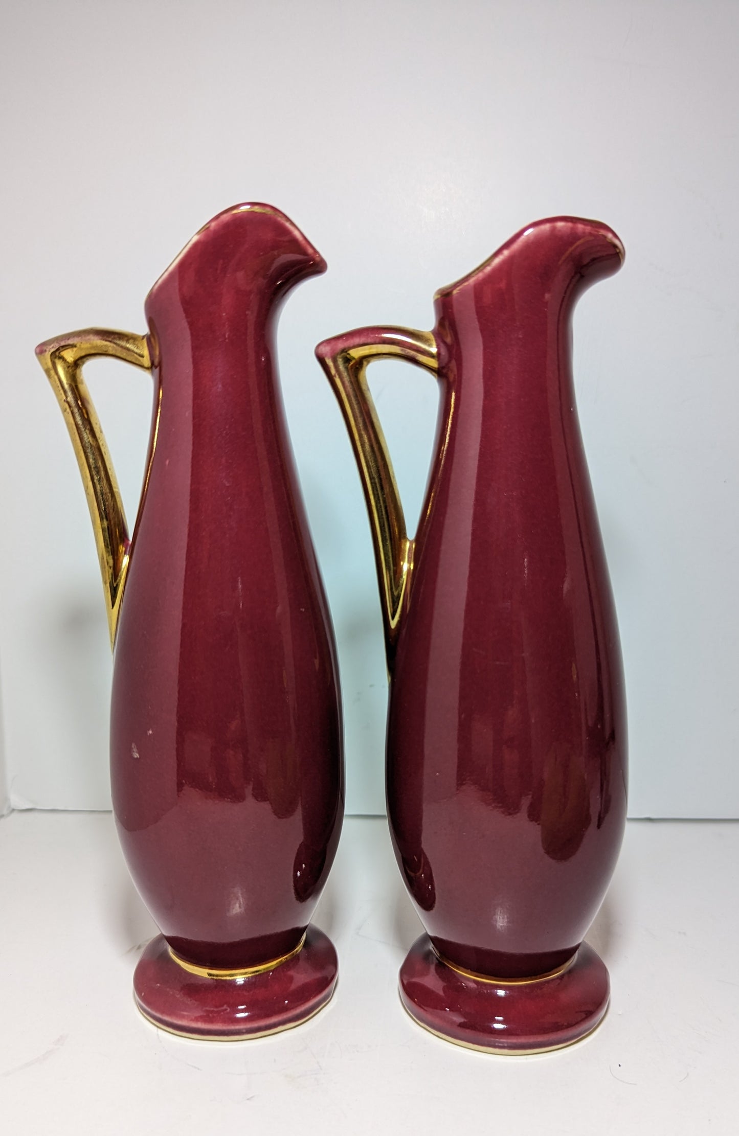 Shawnee USA #1168 Pitcher/Bud Vases