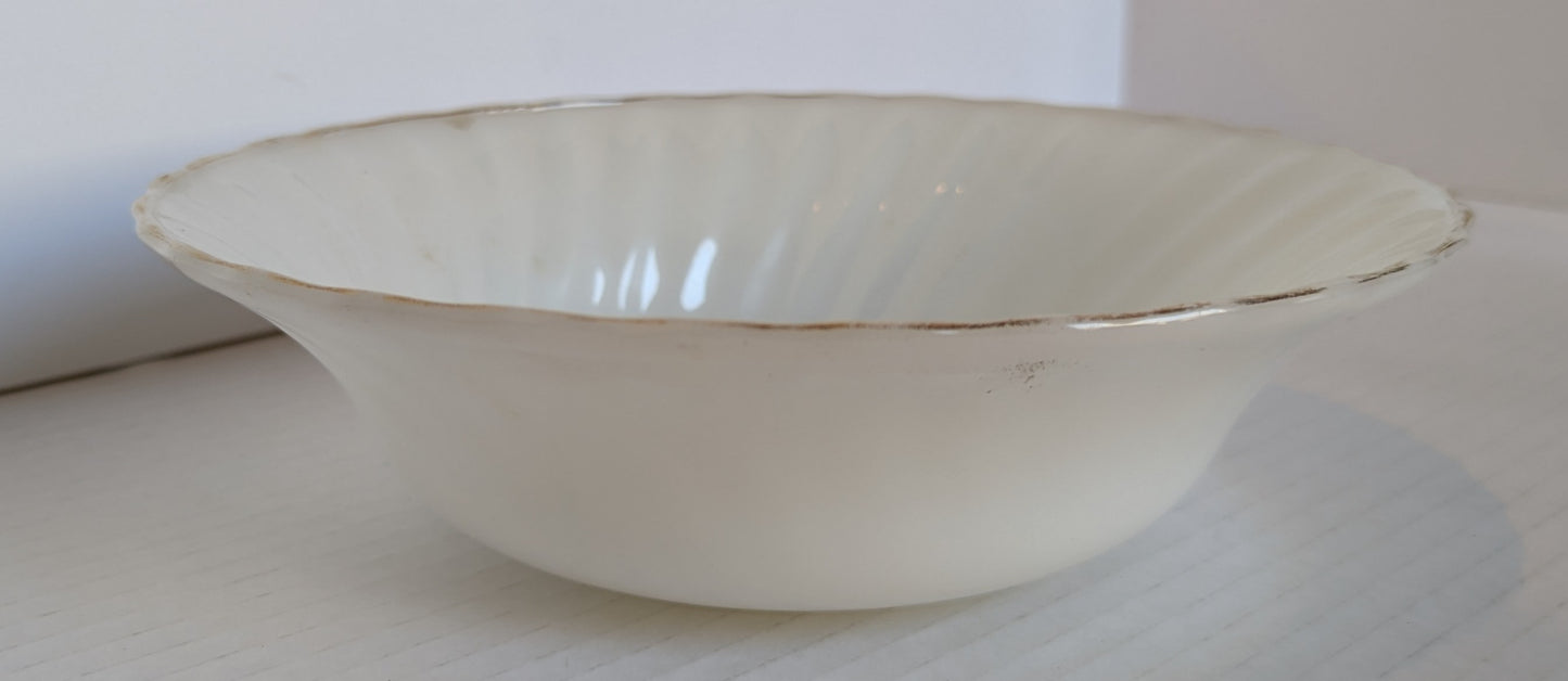 Anchor Hocking Vintage Serving Bowl