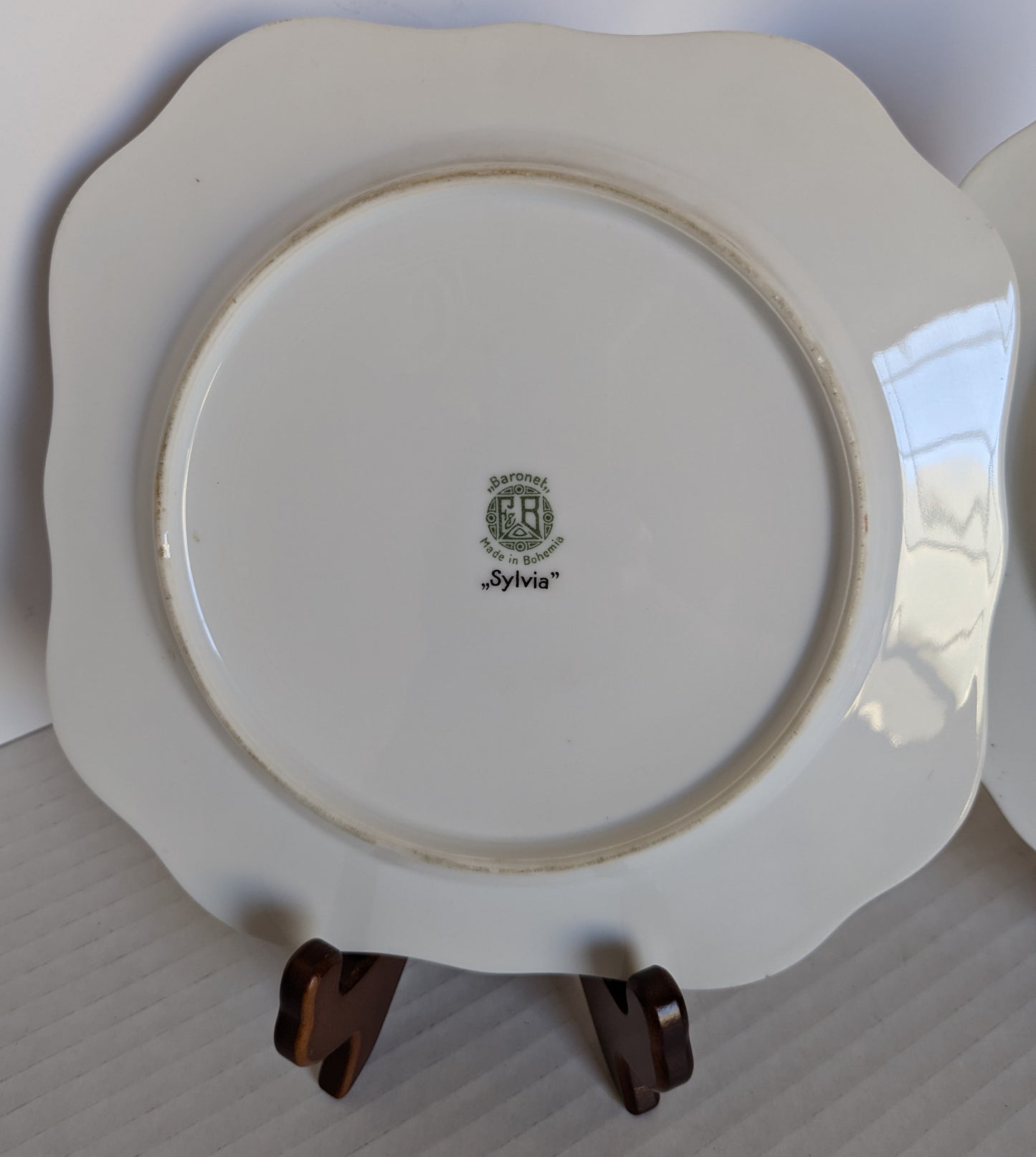 Baronet E&B Vintage Plates (2)