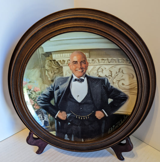 Collector's Vintage "Daddy Warbucks" Plate w/Holder by Knowles