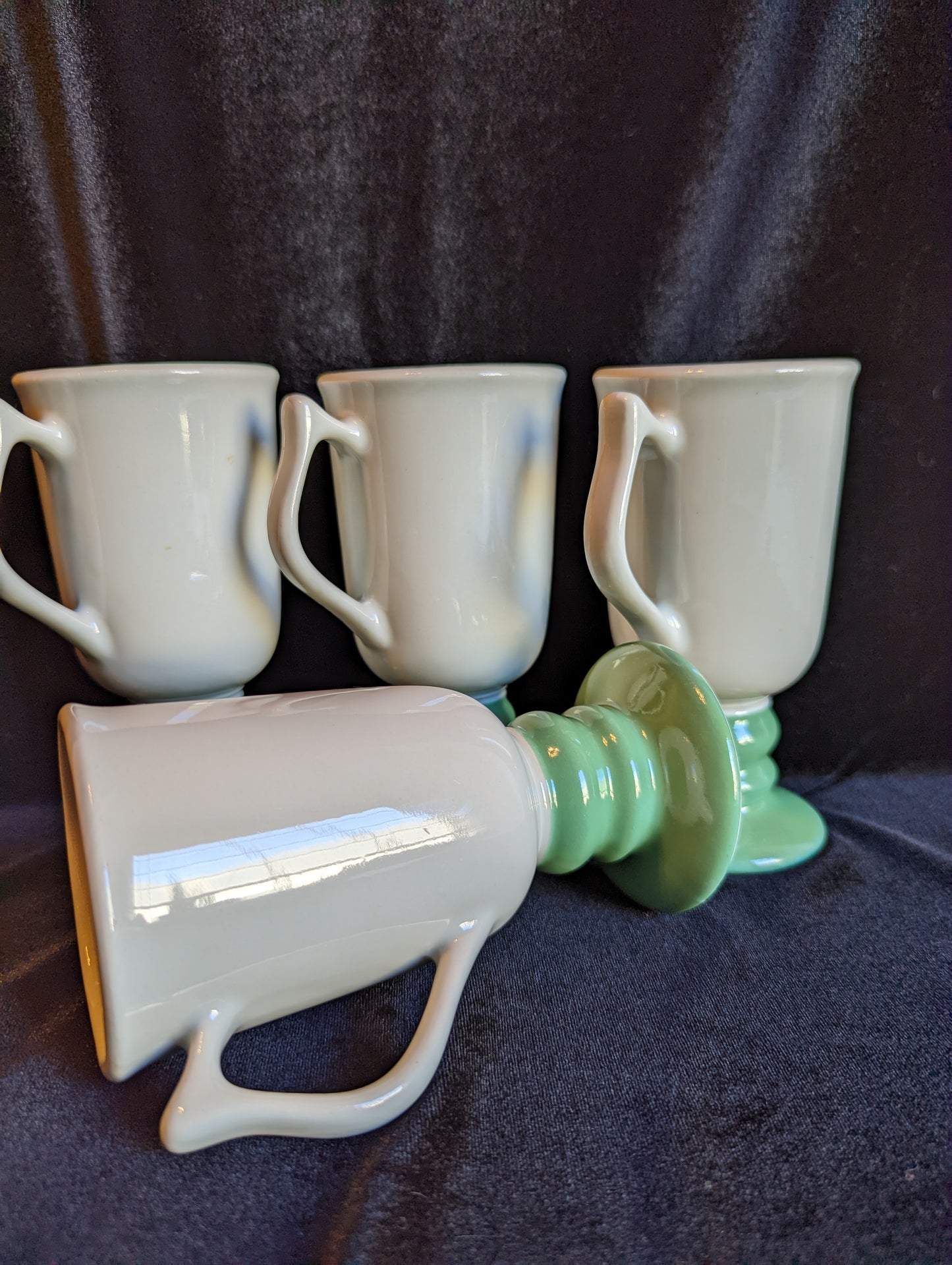 Hall Pottery, Pedestal Vintage Mugs (4)